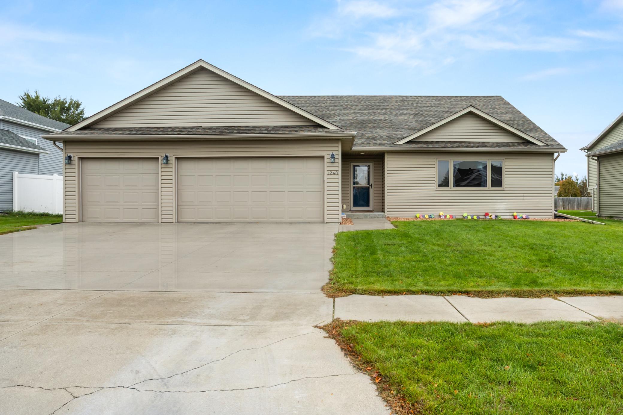 1240 38th Avenue S Property Photo 1