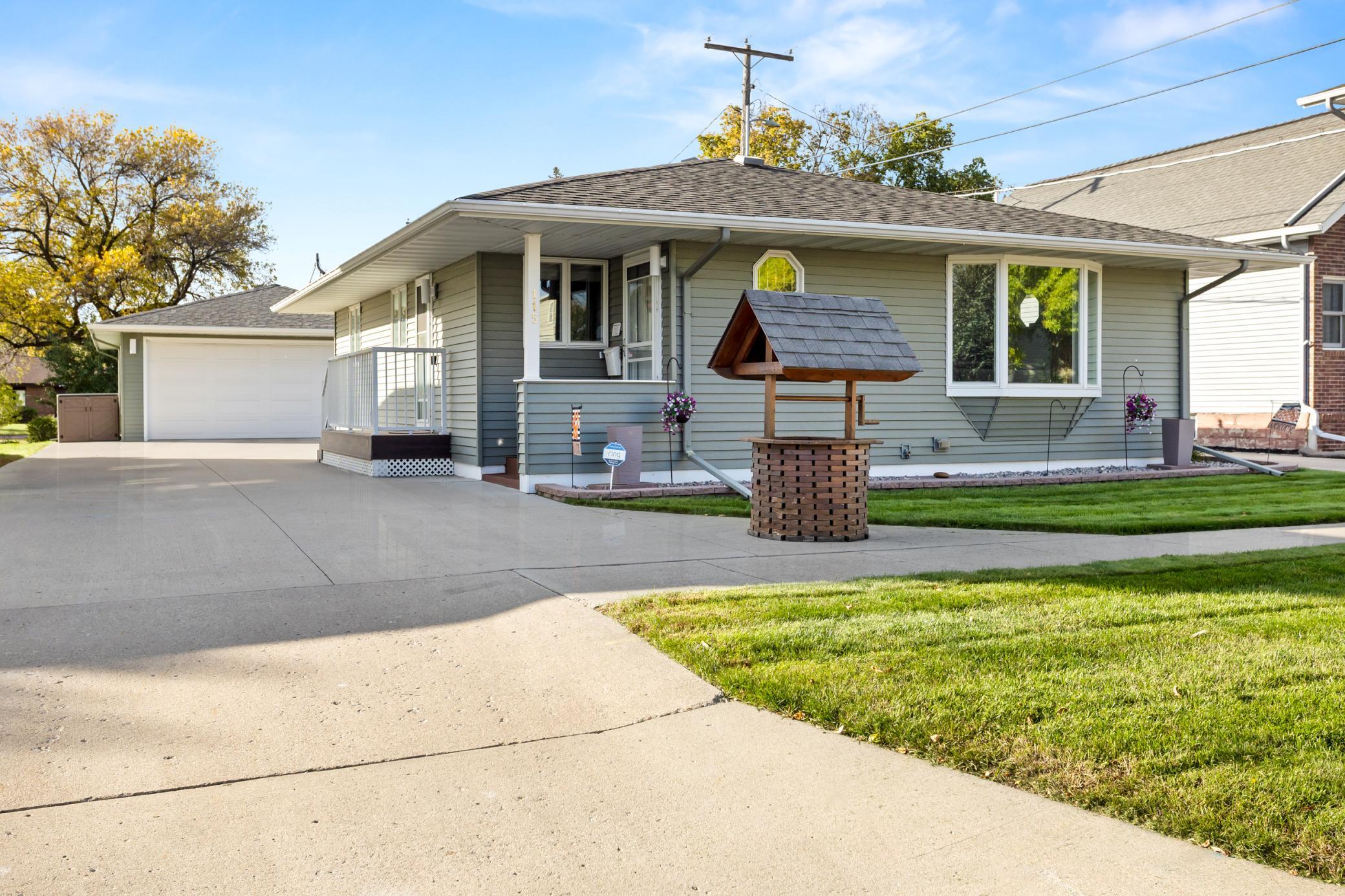 115 3rd Avenue S Property Photo 2