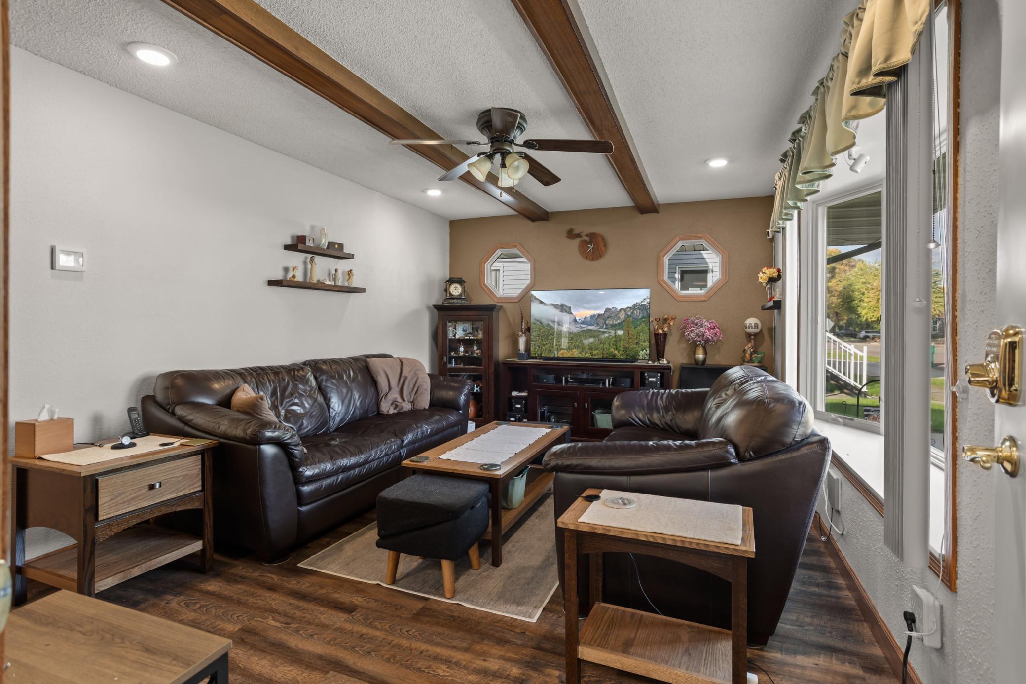 115 3rd Avenue S Property Photo 6