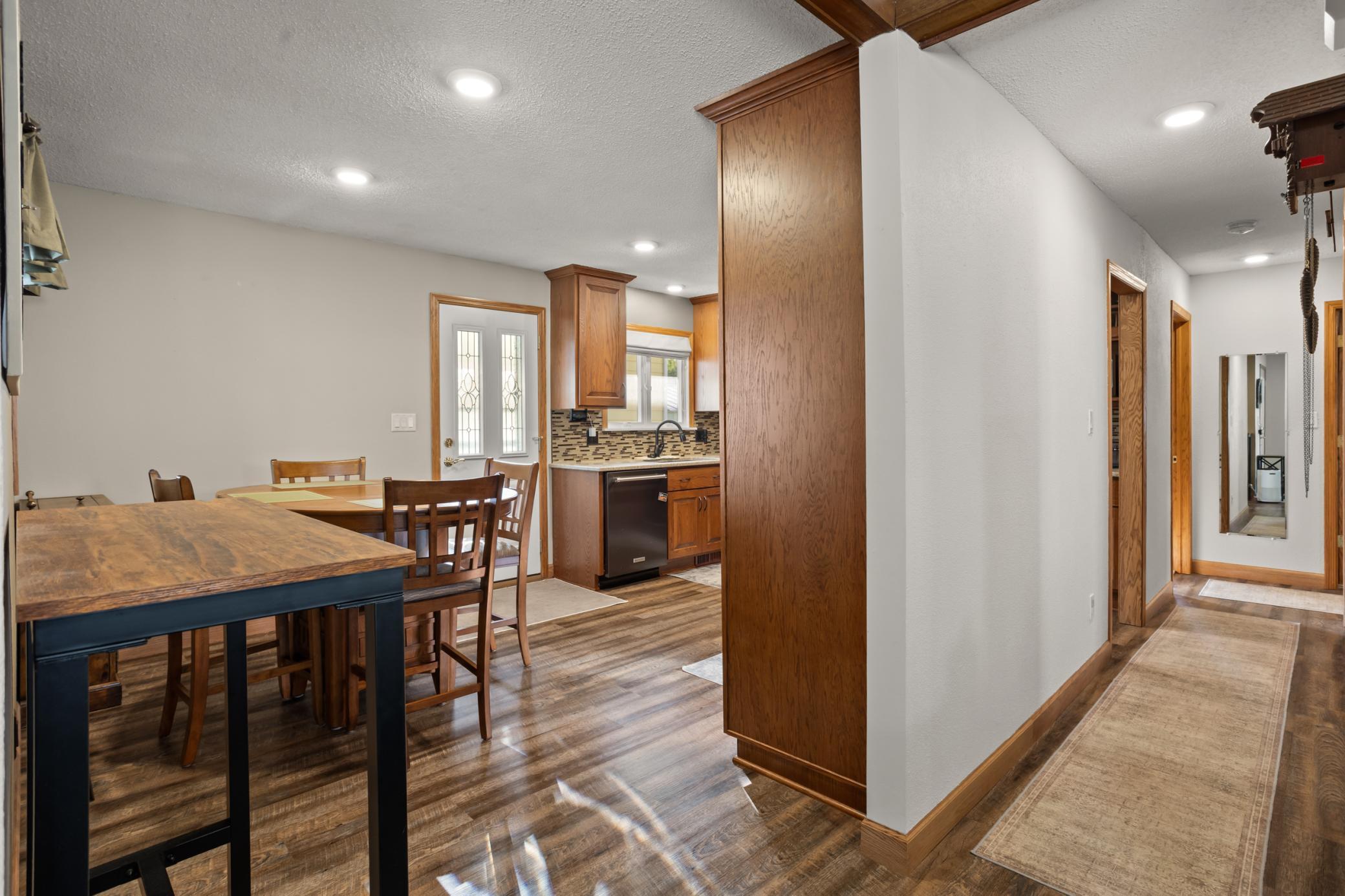 115 3rd Avenue S Property Photo 9
