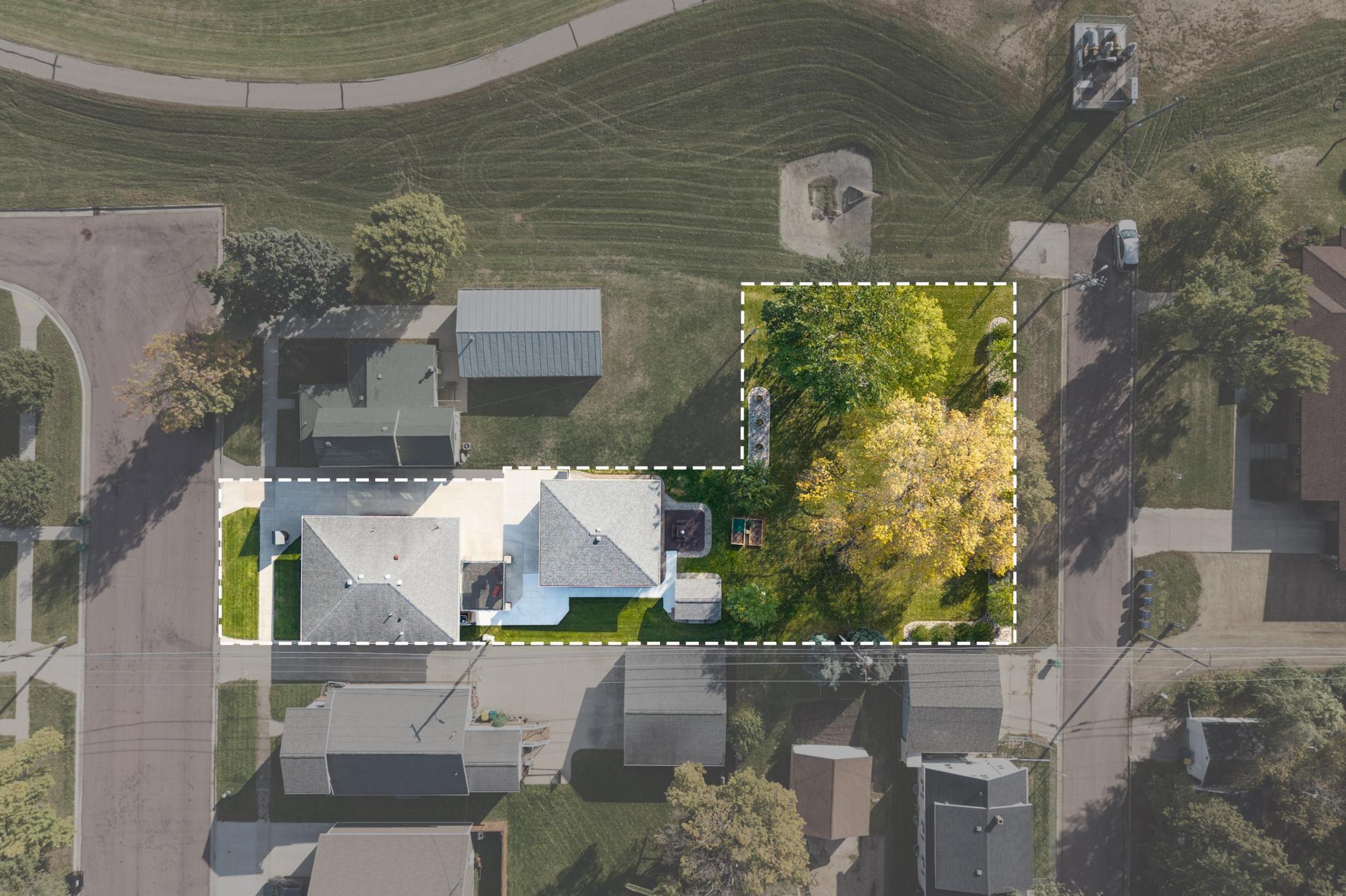 115 3rd Avenue S Property Photo 43