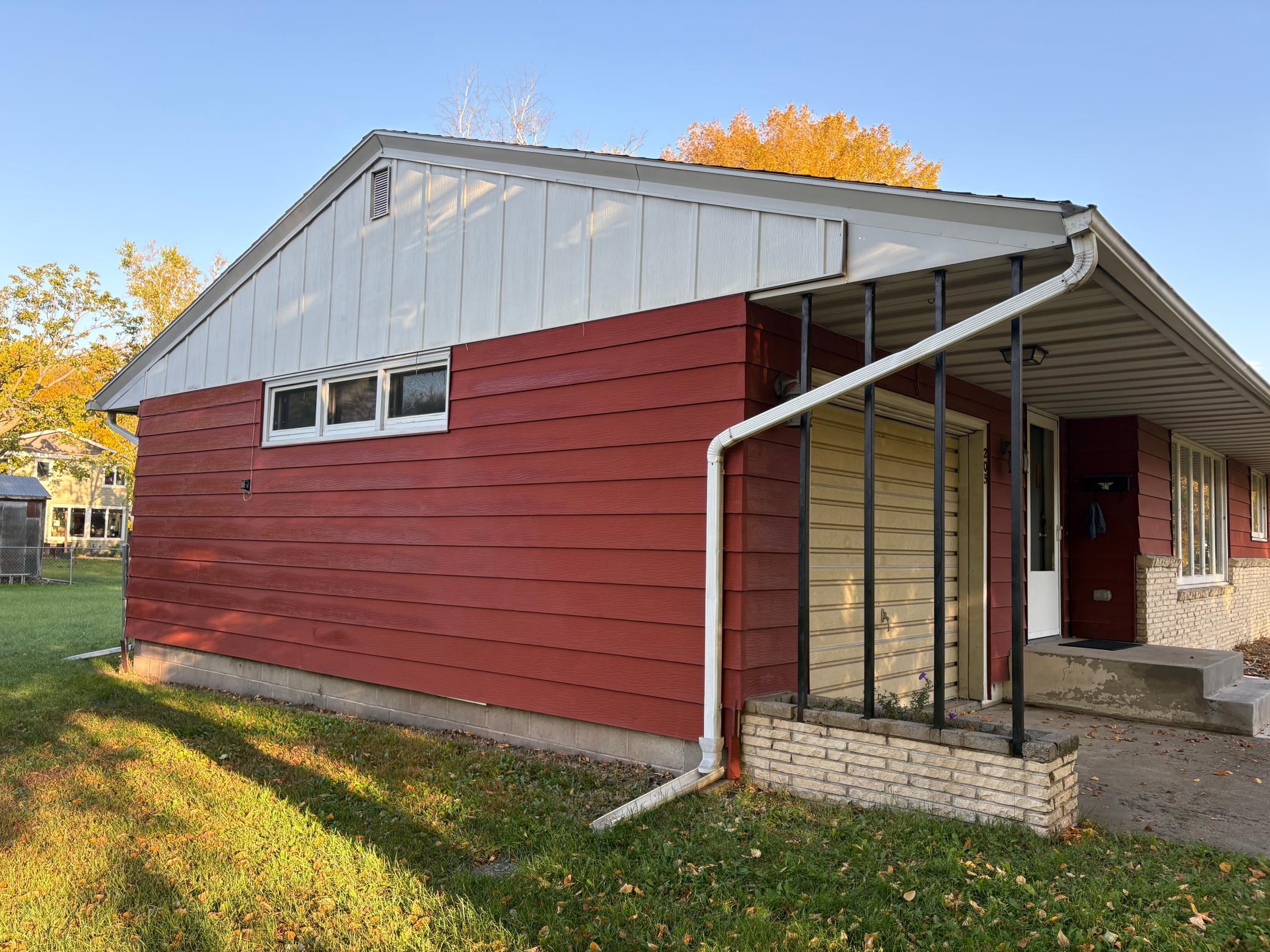 205 Sanford Road Property Photo 4