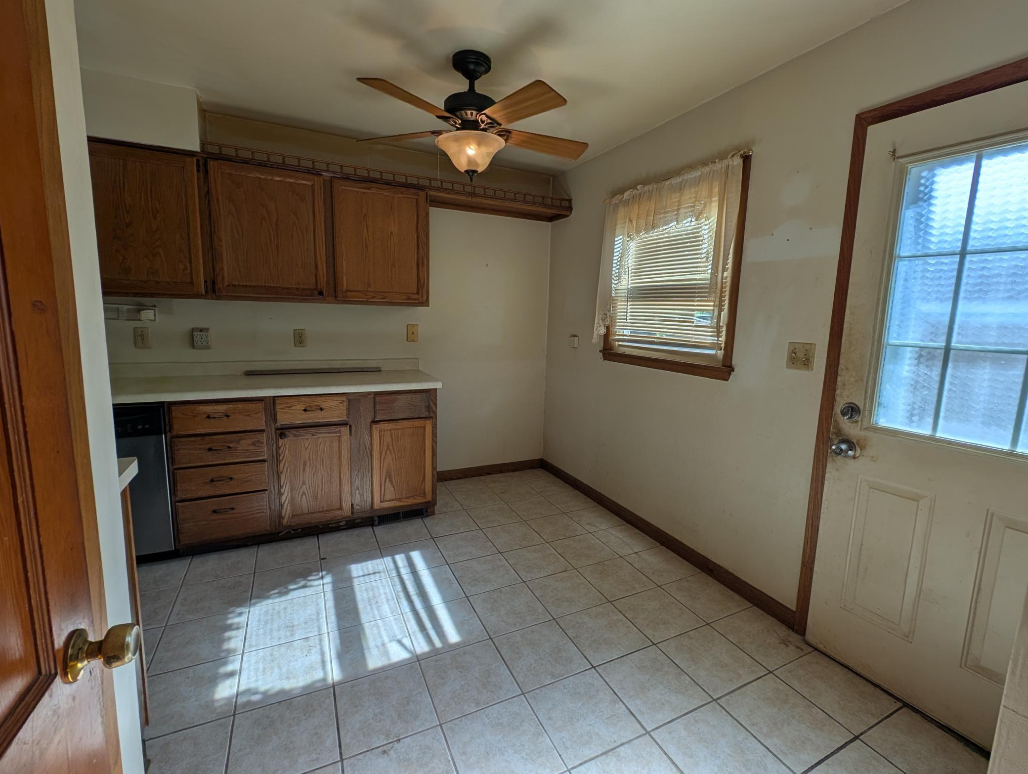 2602 11th Avenue Nw Property Photo 6