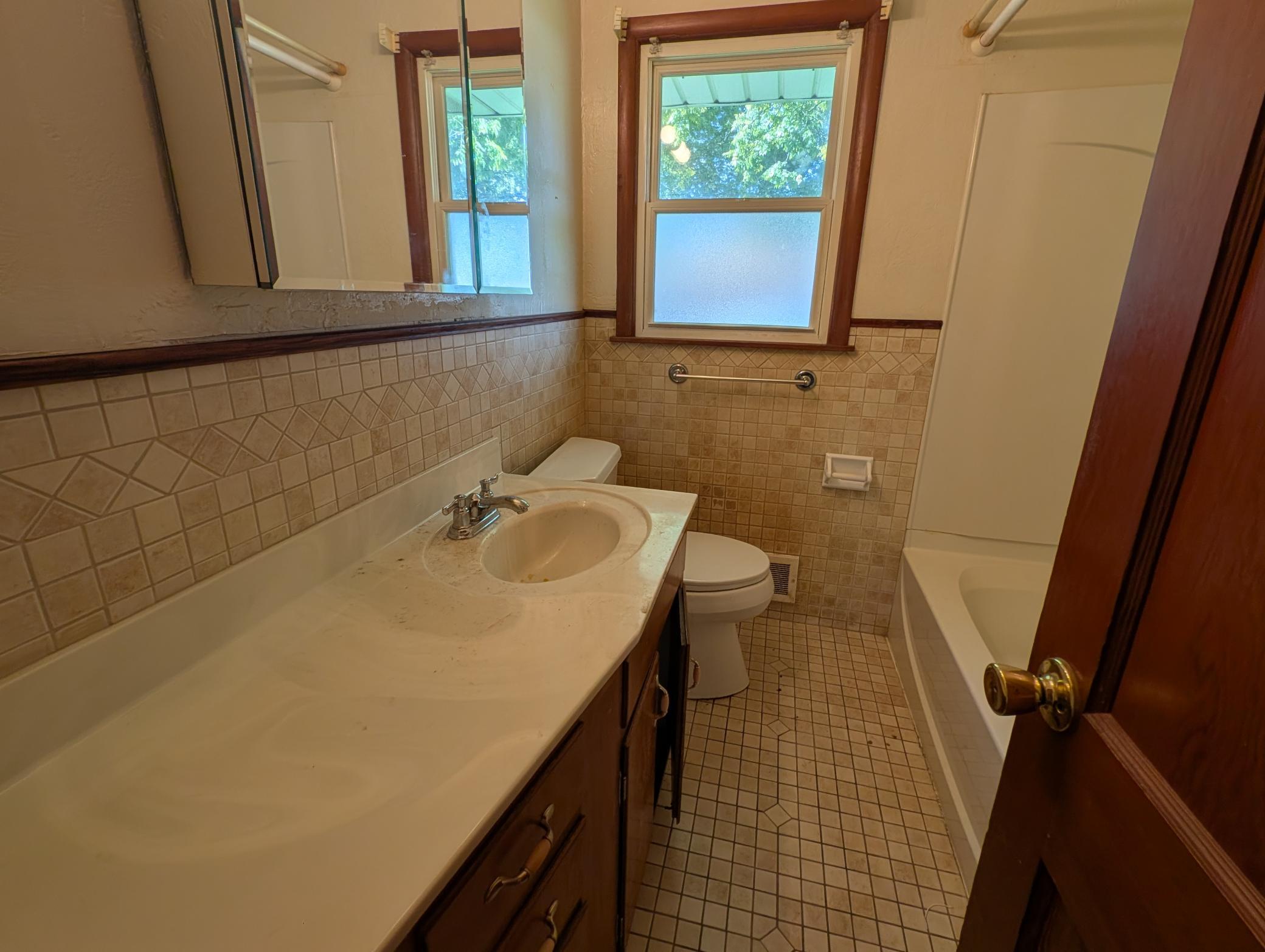 2602 11th Avenue Nw Property Photo 9