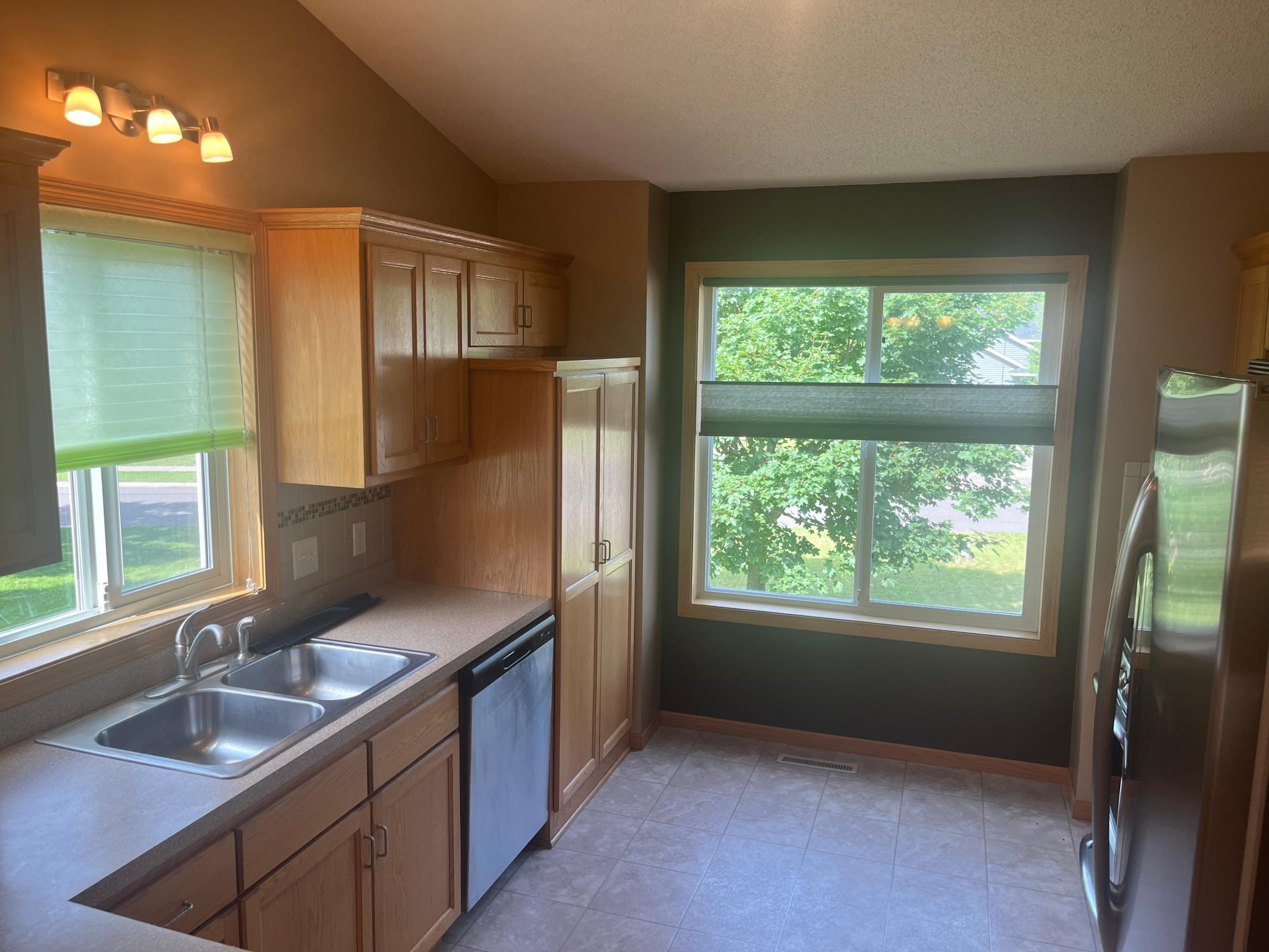 7776 Large Avenue Ne Property Photo 7