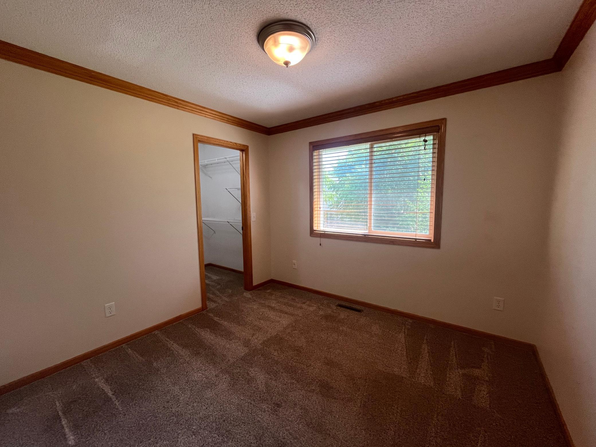 7776 Large Avenue Ne Property Photo 12