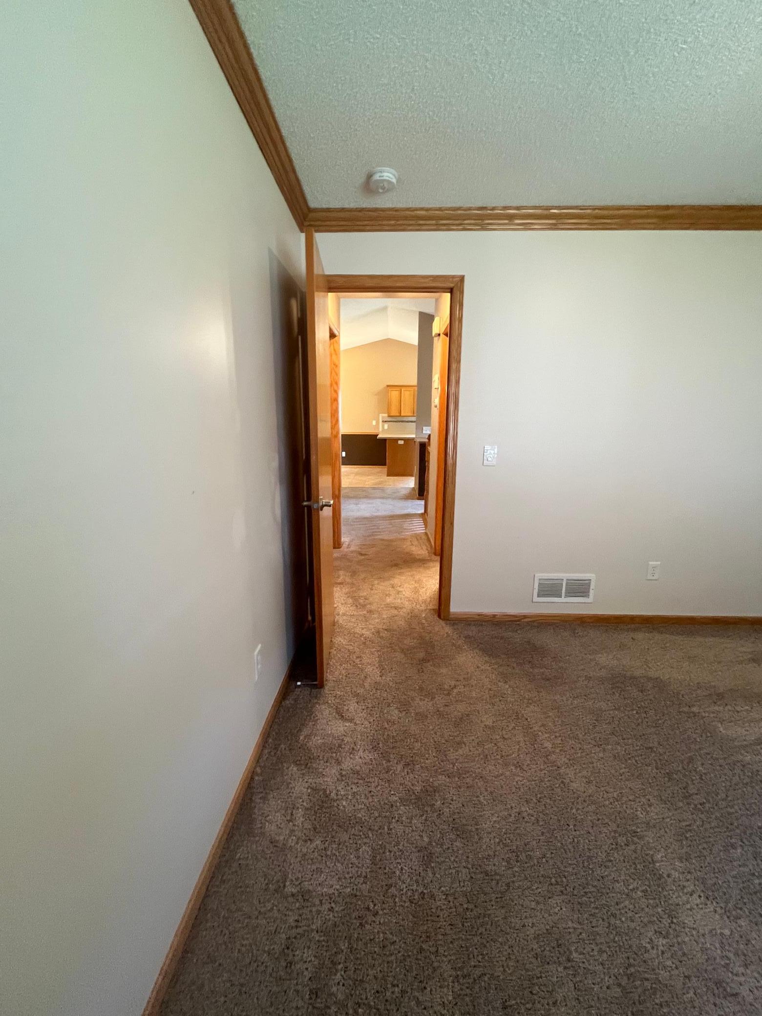 7776 Large Avenue Ne Property Photo 15