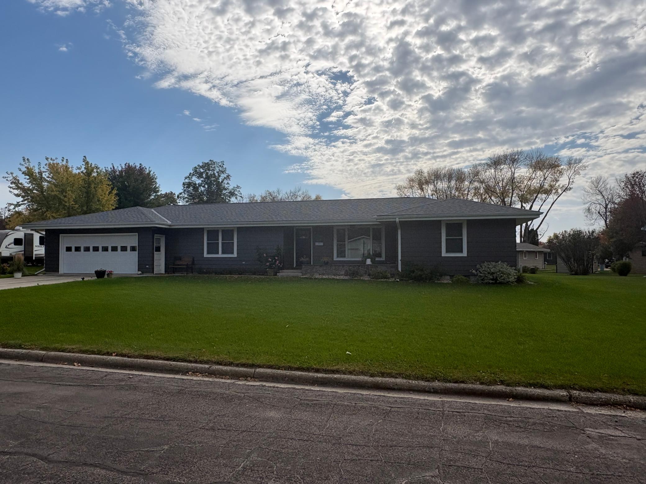 1125 Homewood Drive Property Photo 1