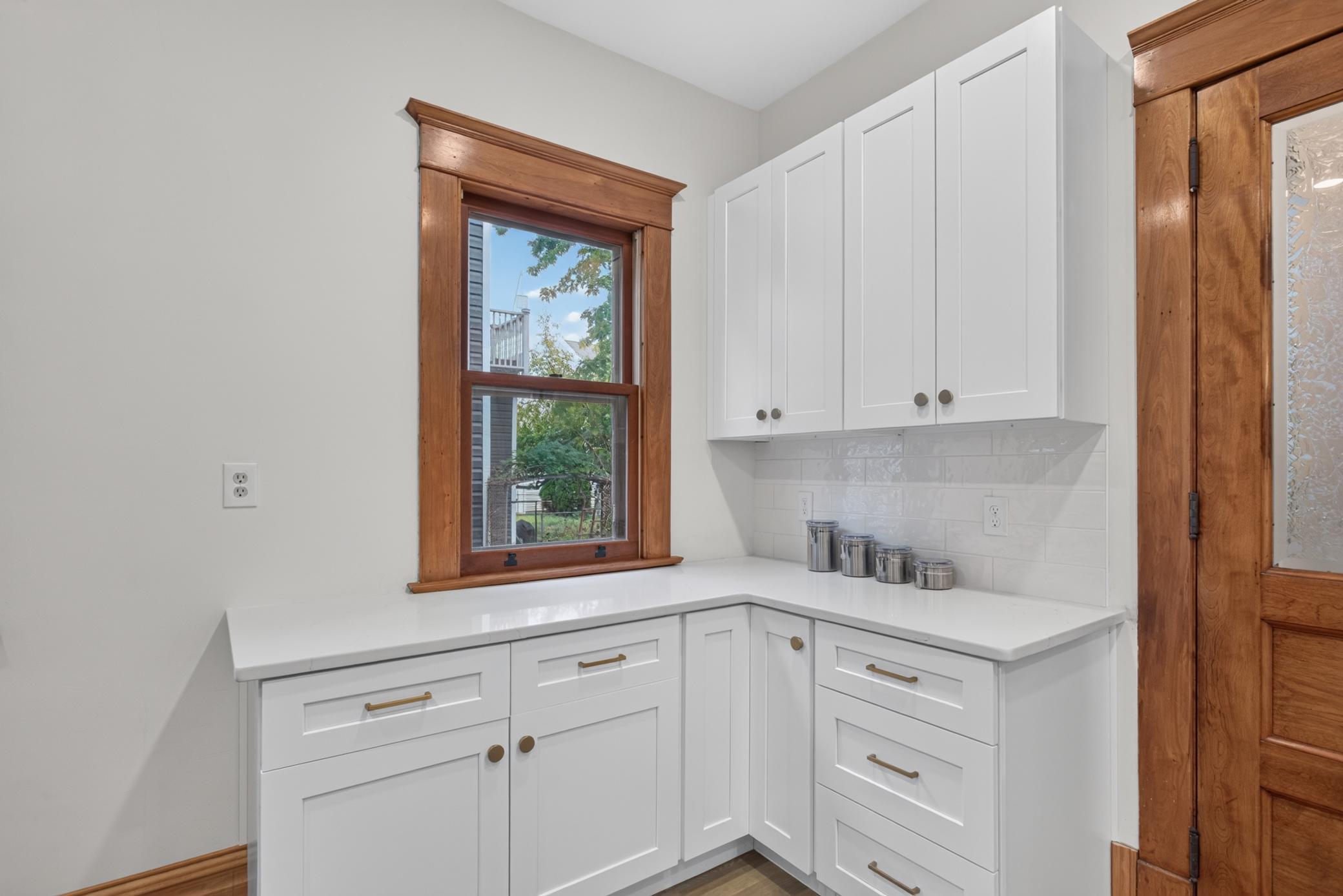 3121 Park Avenue Property Photo 22
