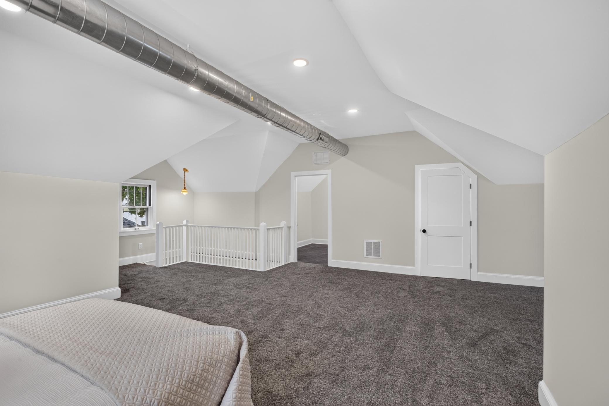 3121 Park Avenue Property Photo 40