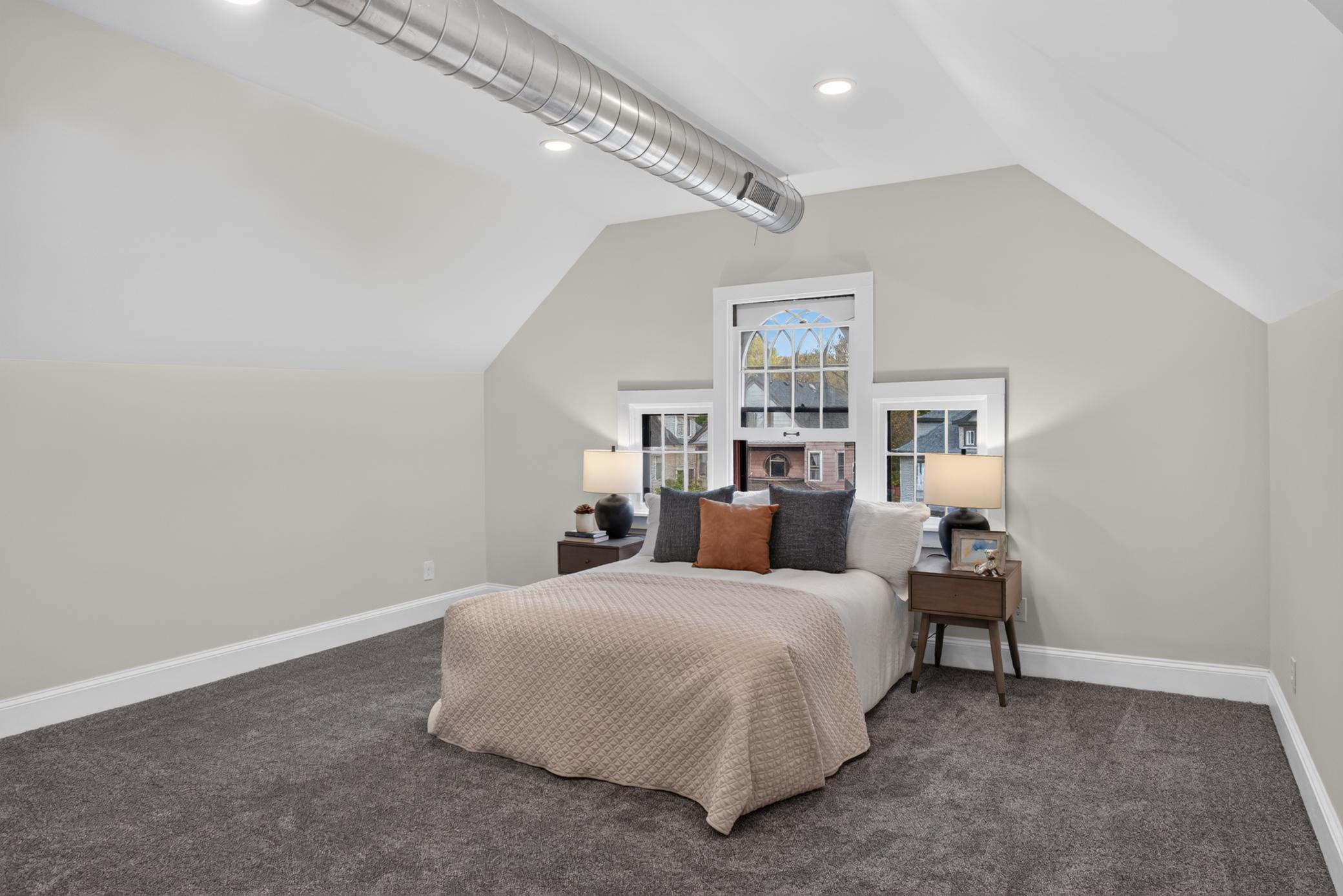 3121 Park Avenue Property Photo 42