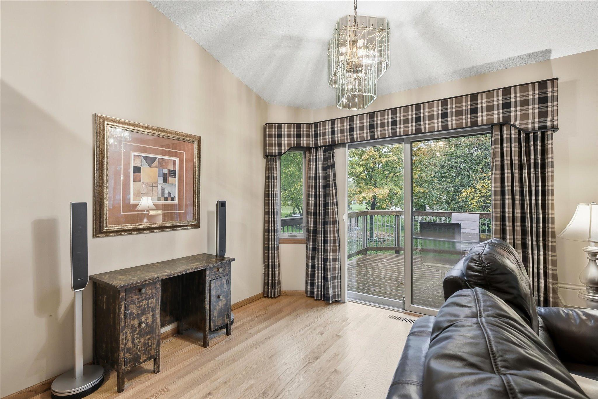 9213 Queens Gardens Property Photo 20