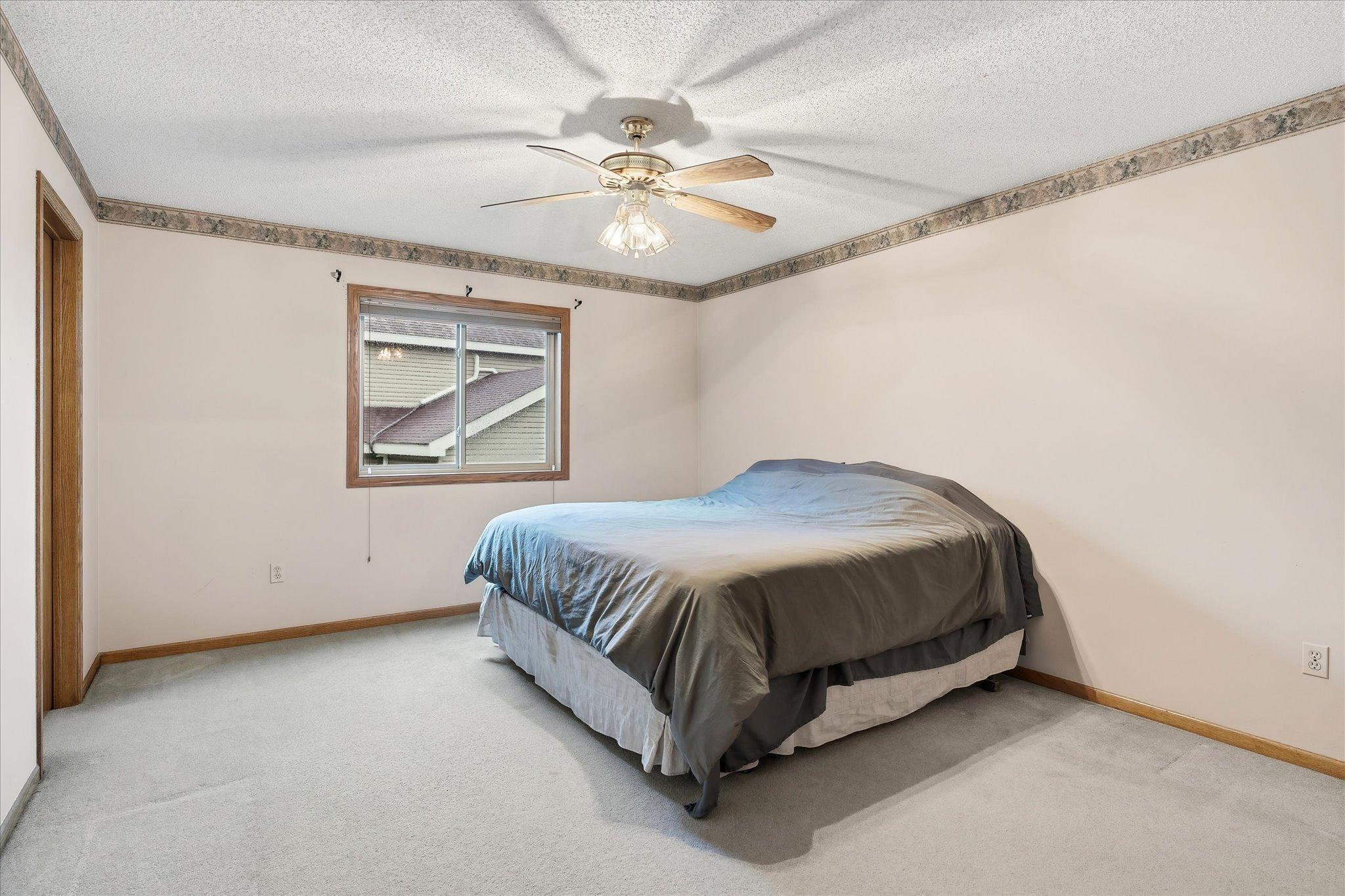 9213 Queens Gardens Property Photo 30
