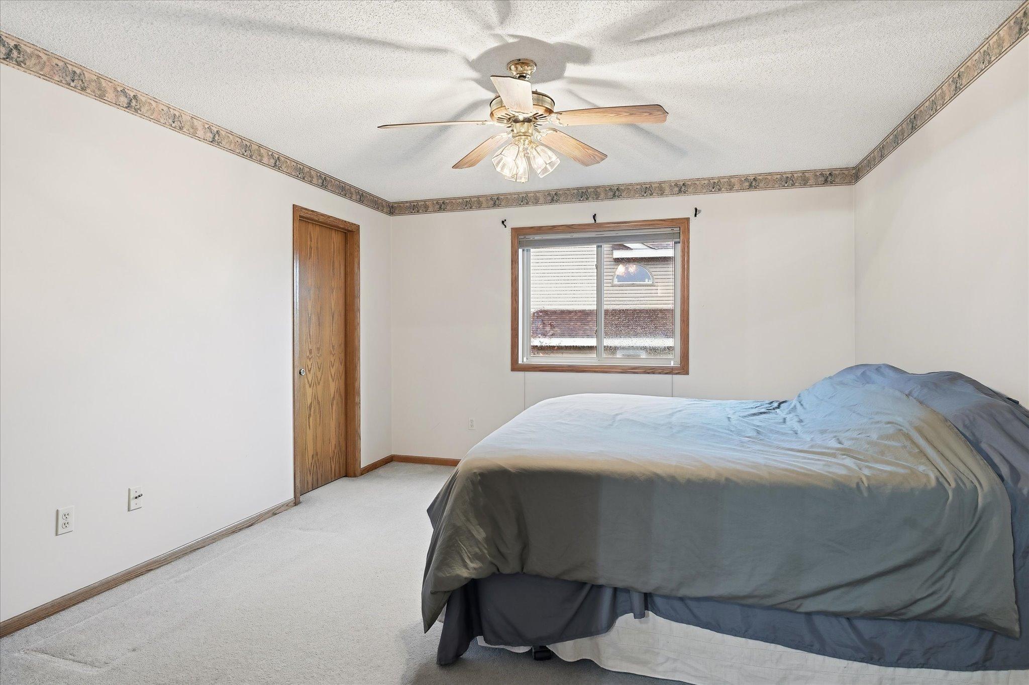 9213 Queens Gardens Property Photo 31