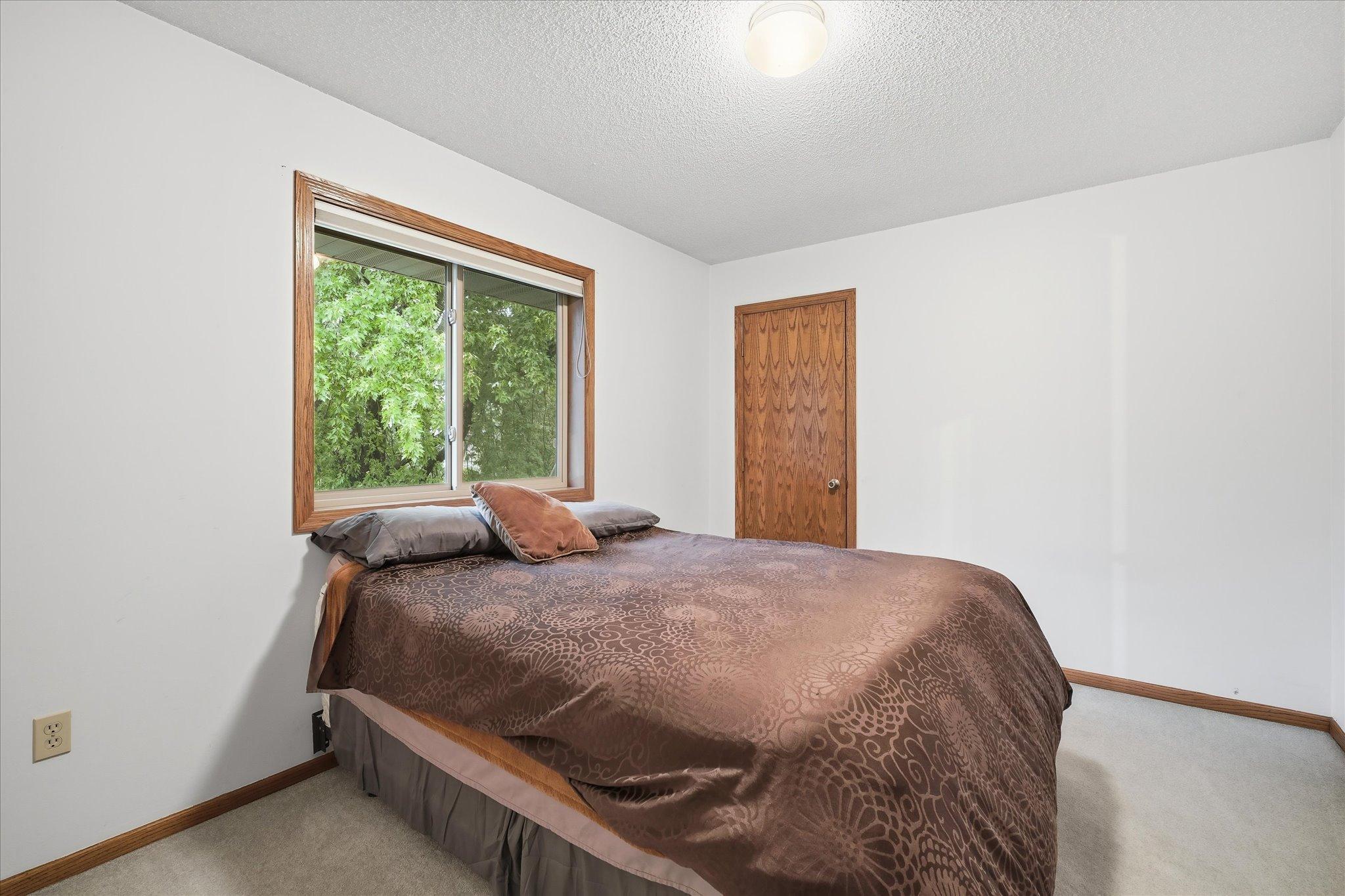 9213 Queens Gardens Property Photo 33