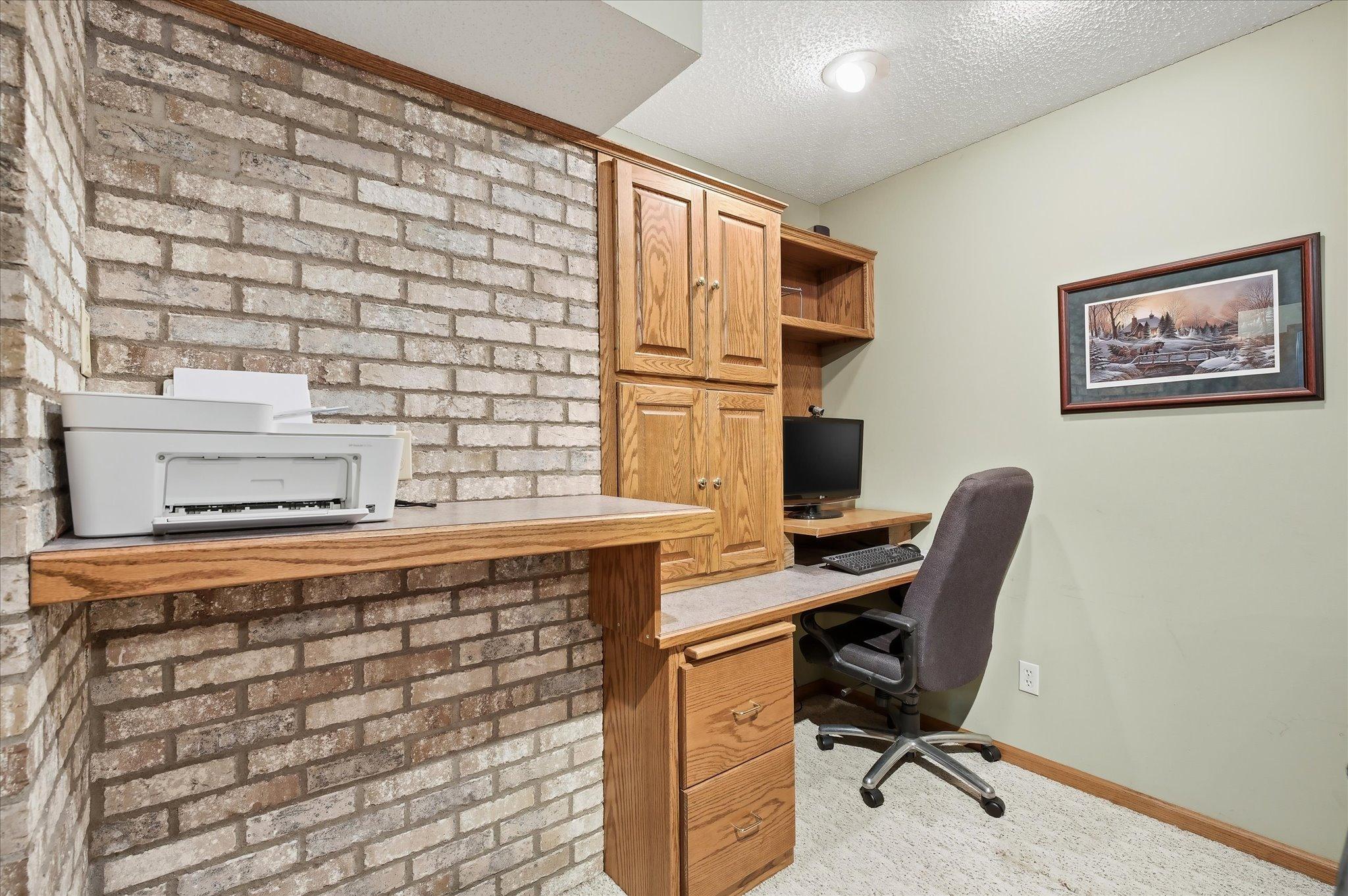 9213 Queens Gardens Property Photo 40