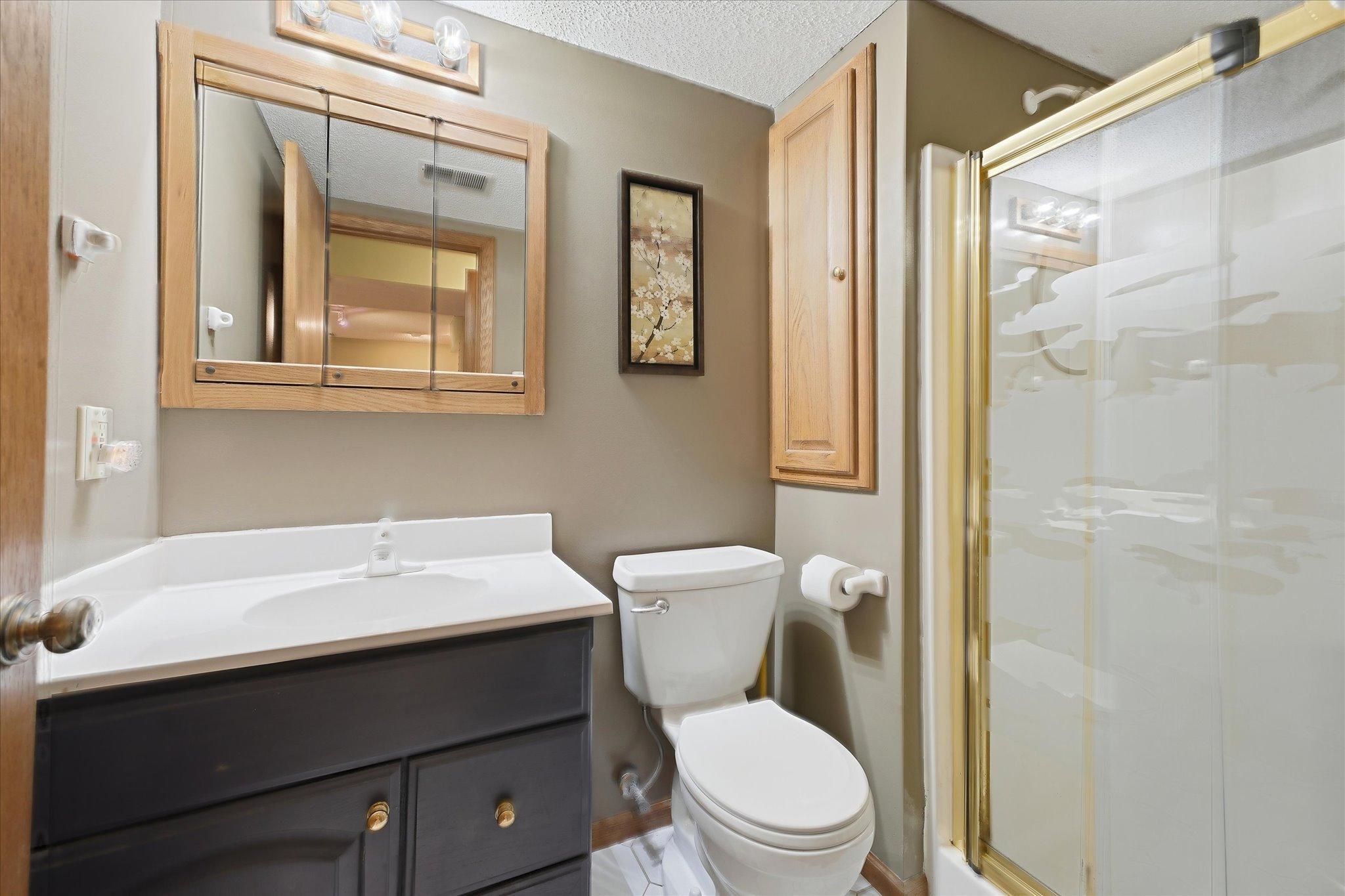 9213 Queens Gardens Property Photo 41