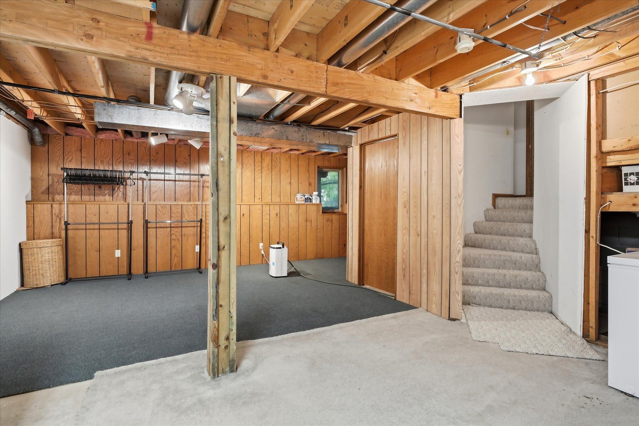 9213 Queens Gardens Property Photo 45