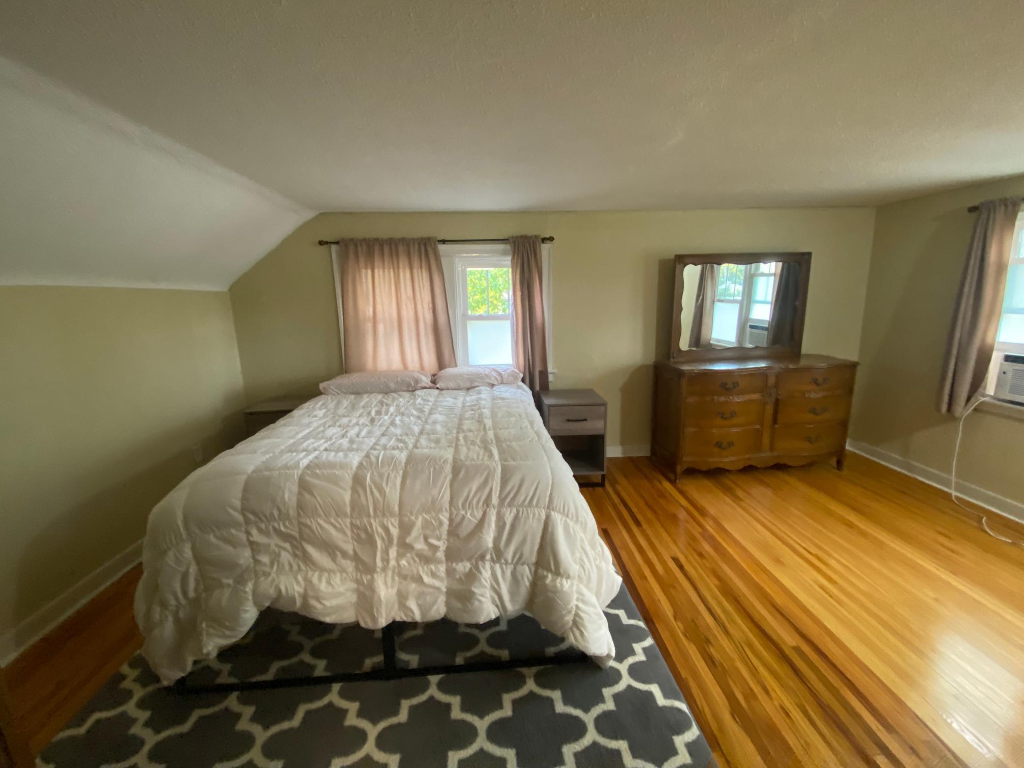 1253 6th Avenue Se Property Photo 18