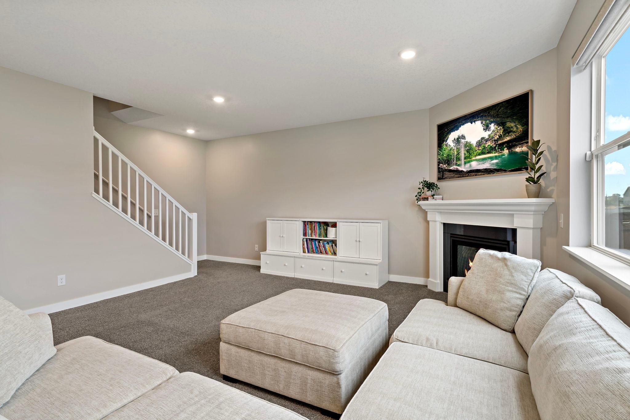 2140 Windermere Circle Property Photo 6
