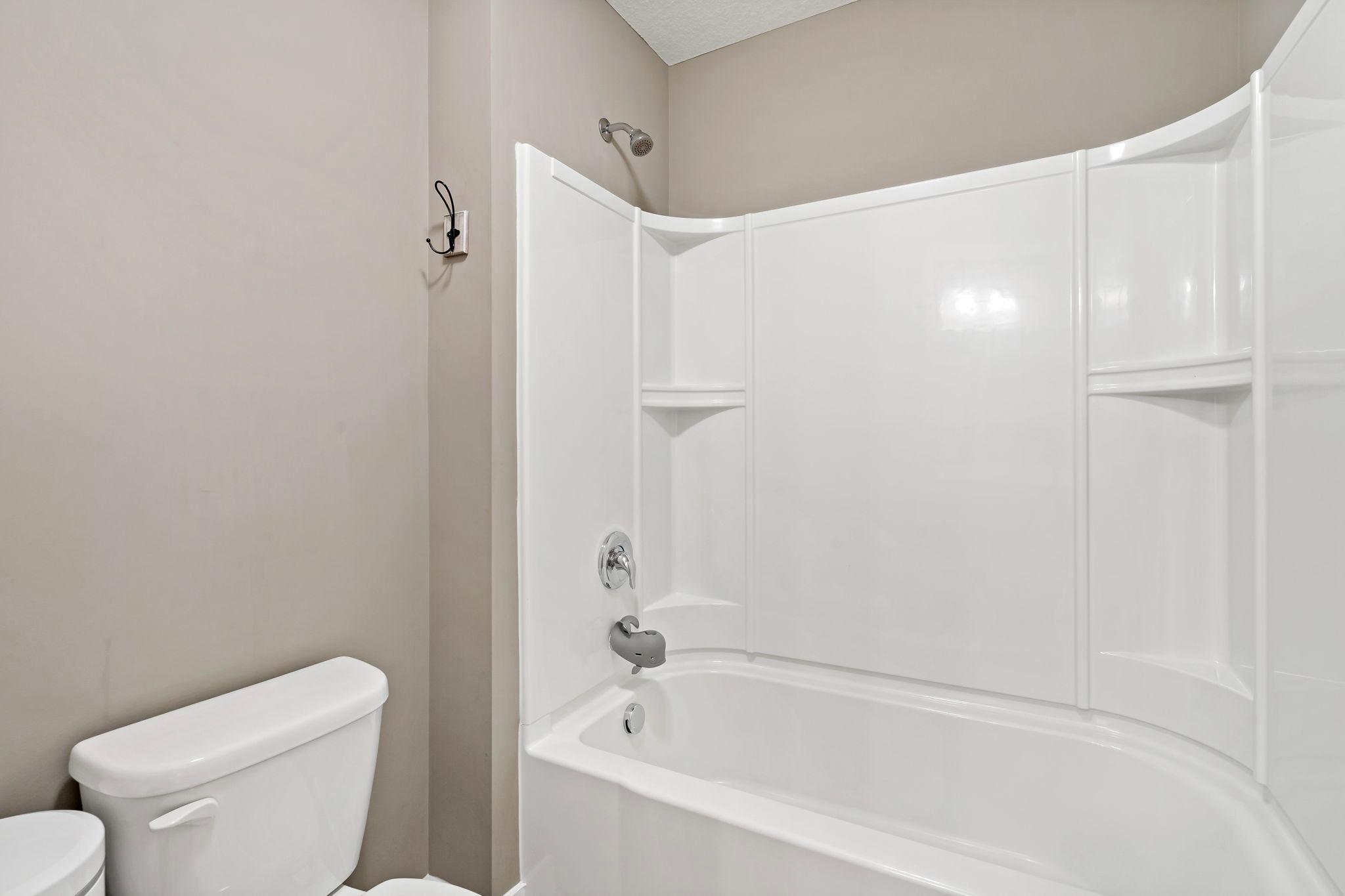 2140 Windermere Circle Property Photo 28