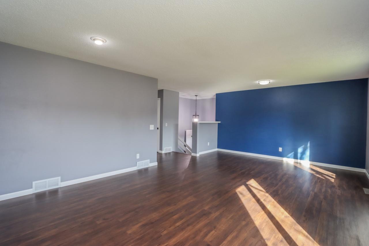 211 S Webster Street Property Photo 7