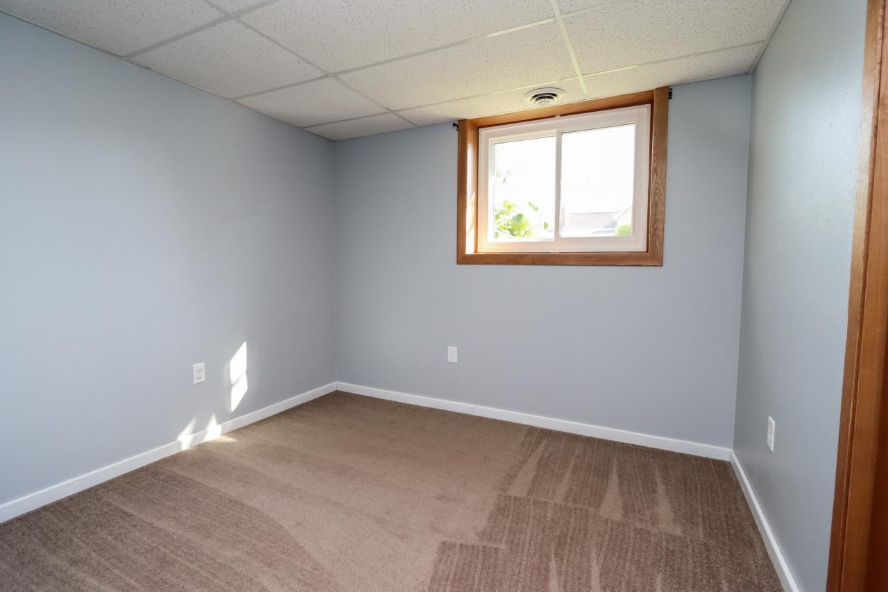 211 S Webster Street Property Photo 29
