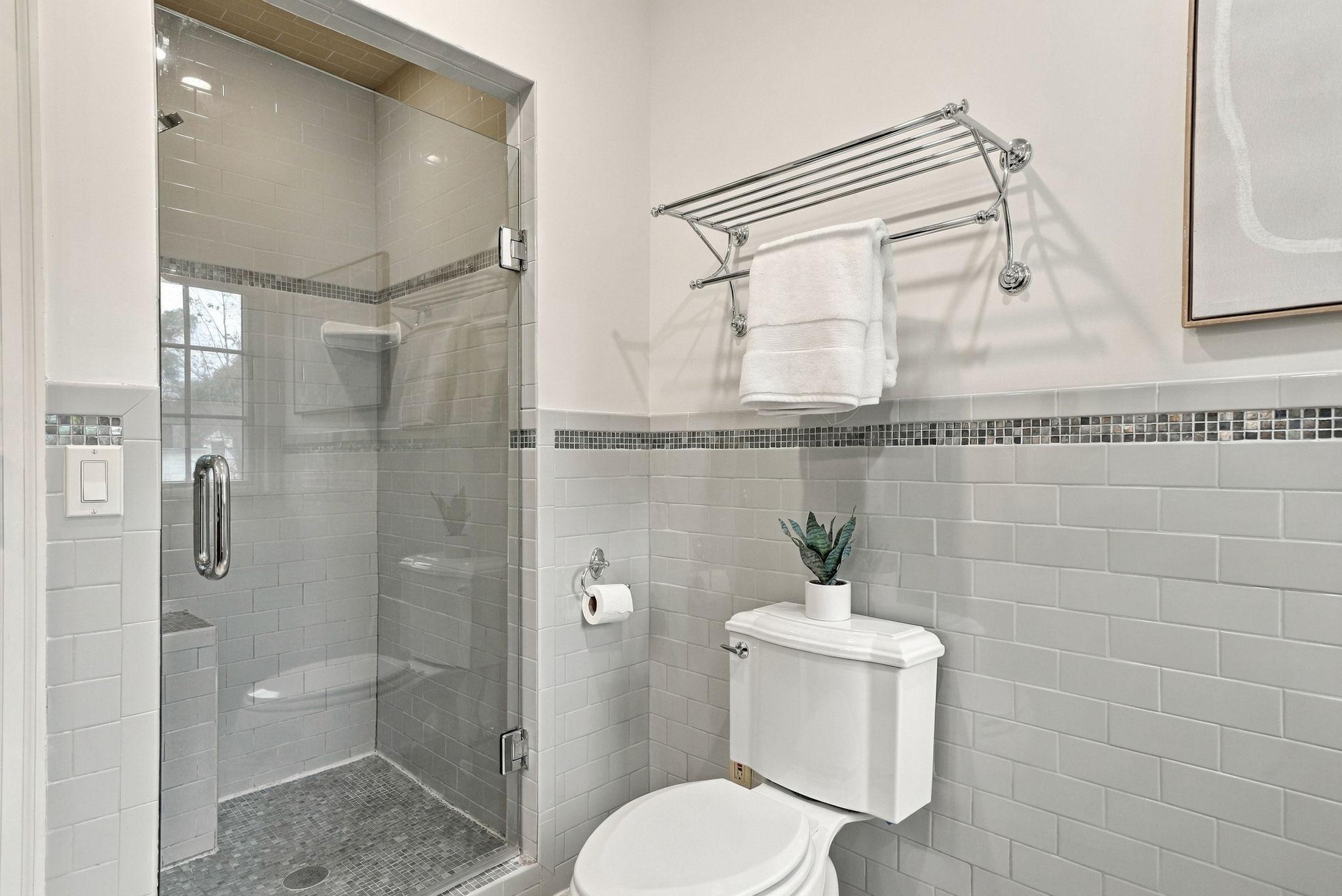 2708 Ewing Avenue S Property Photo 67