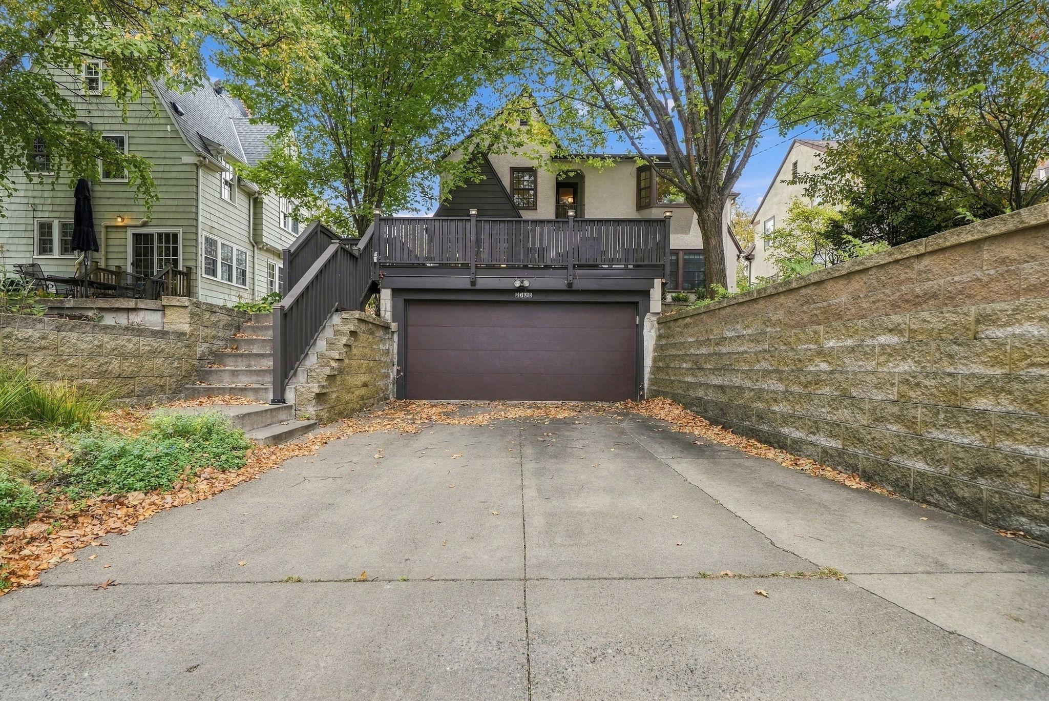 2708 Ewing Avenue S Property Photo 96