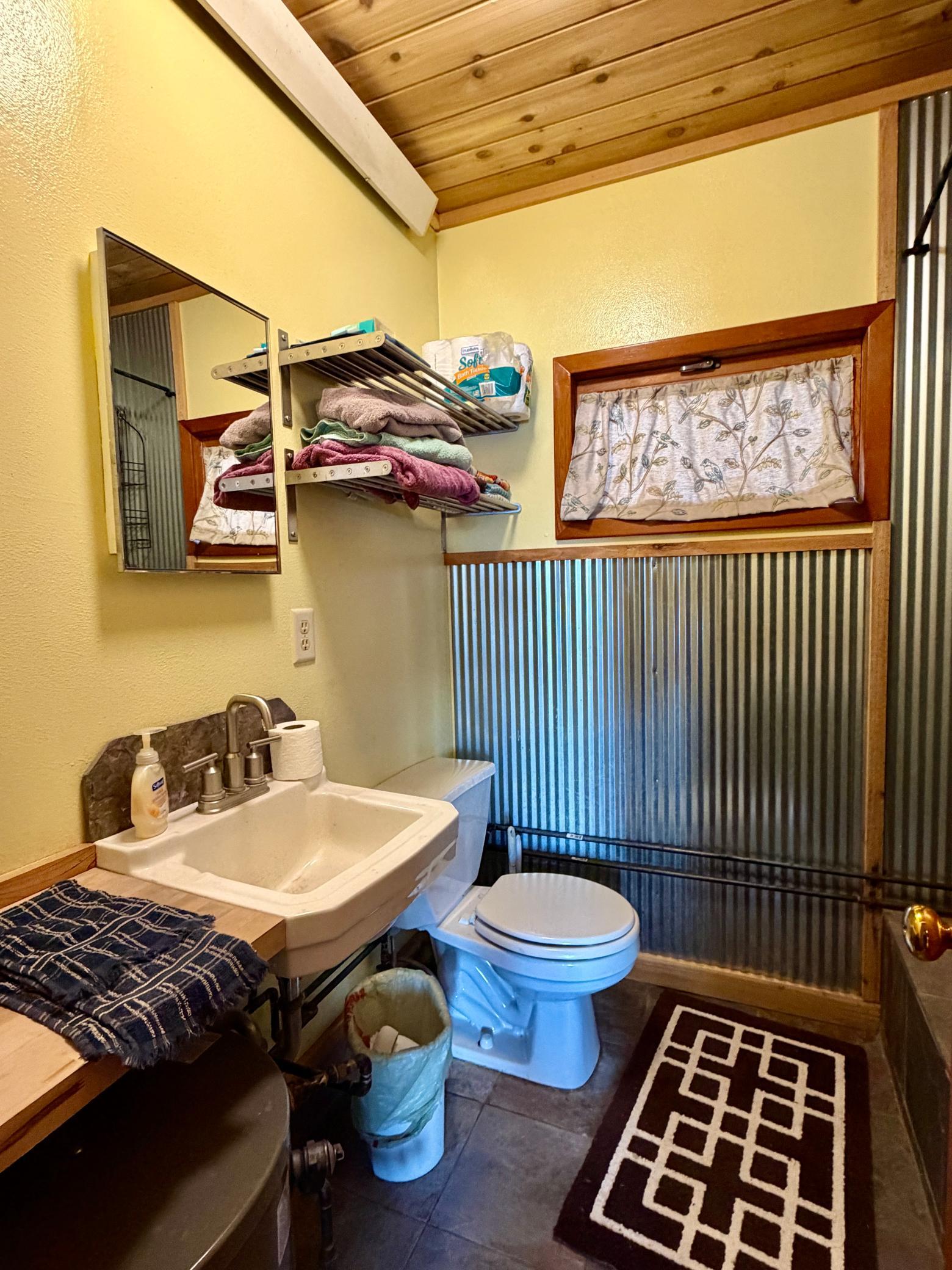 30519 Bonanza Road Property Photo 10