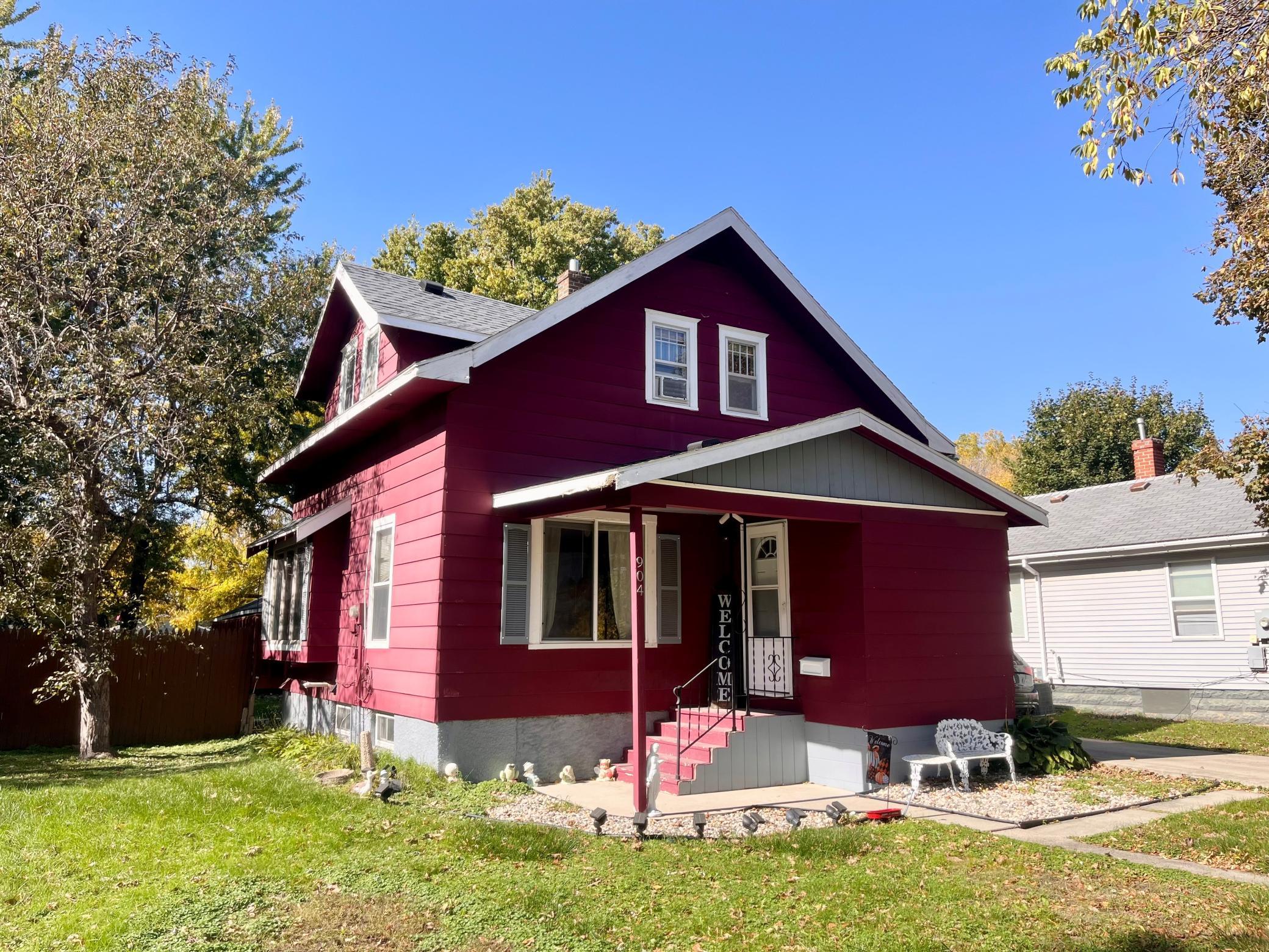 904 3rd Street Sw Property Photo 1