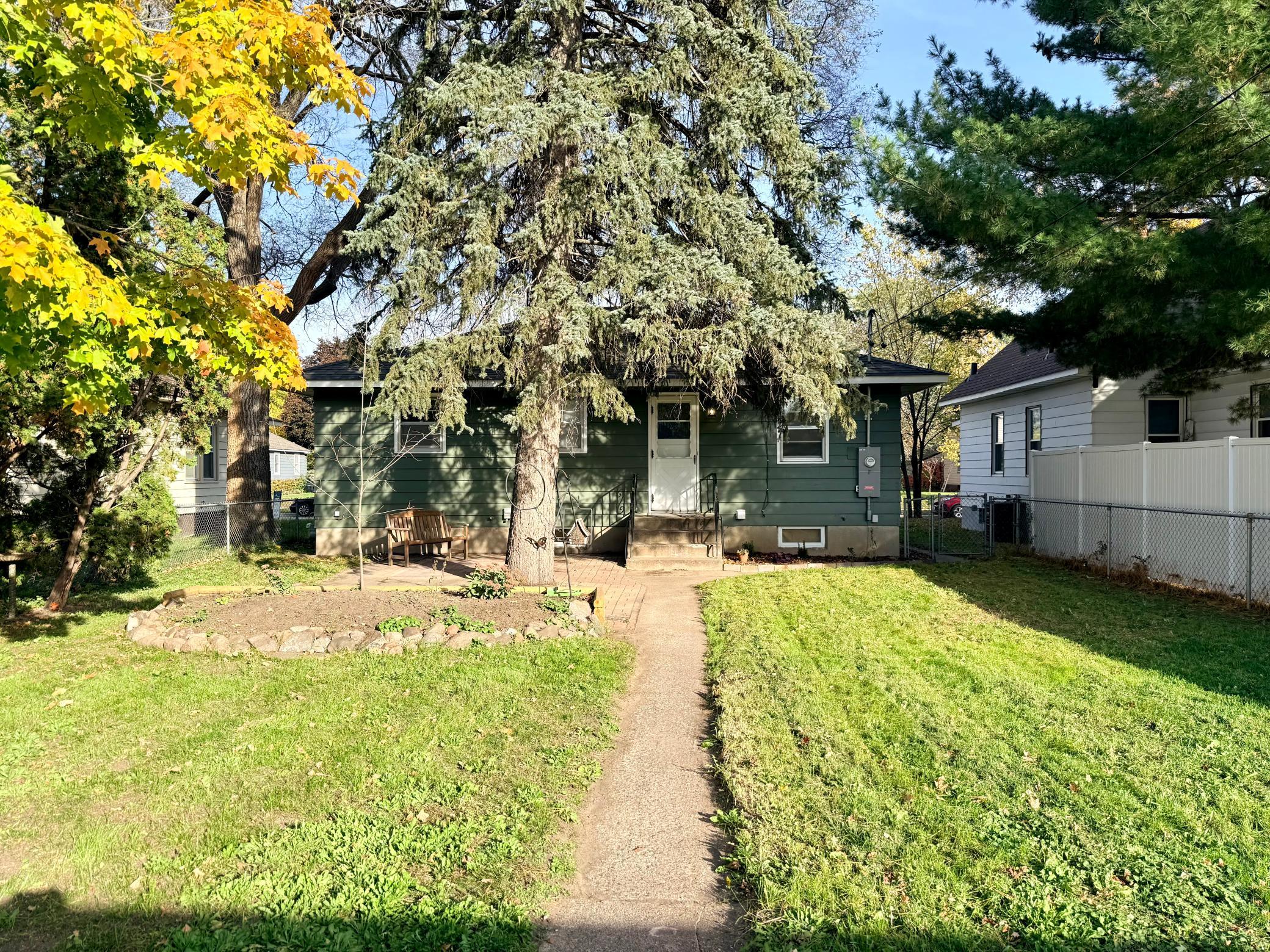 227 22nd Avenue N Property Photo 34
