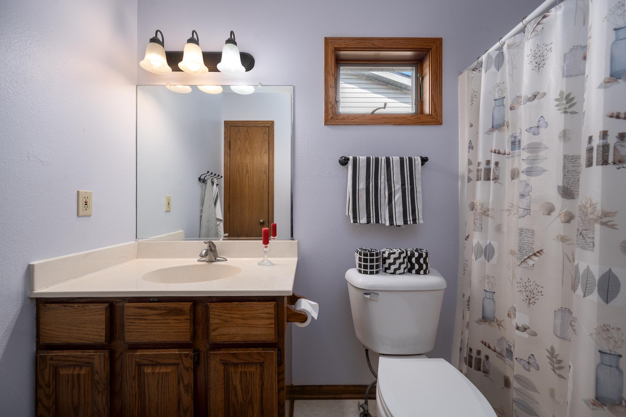 606 Pondhurst Drive Property Photo 12