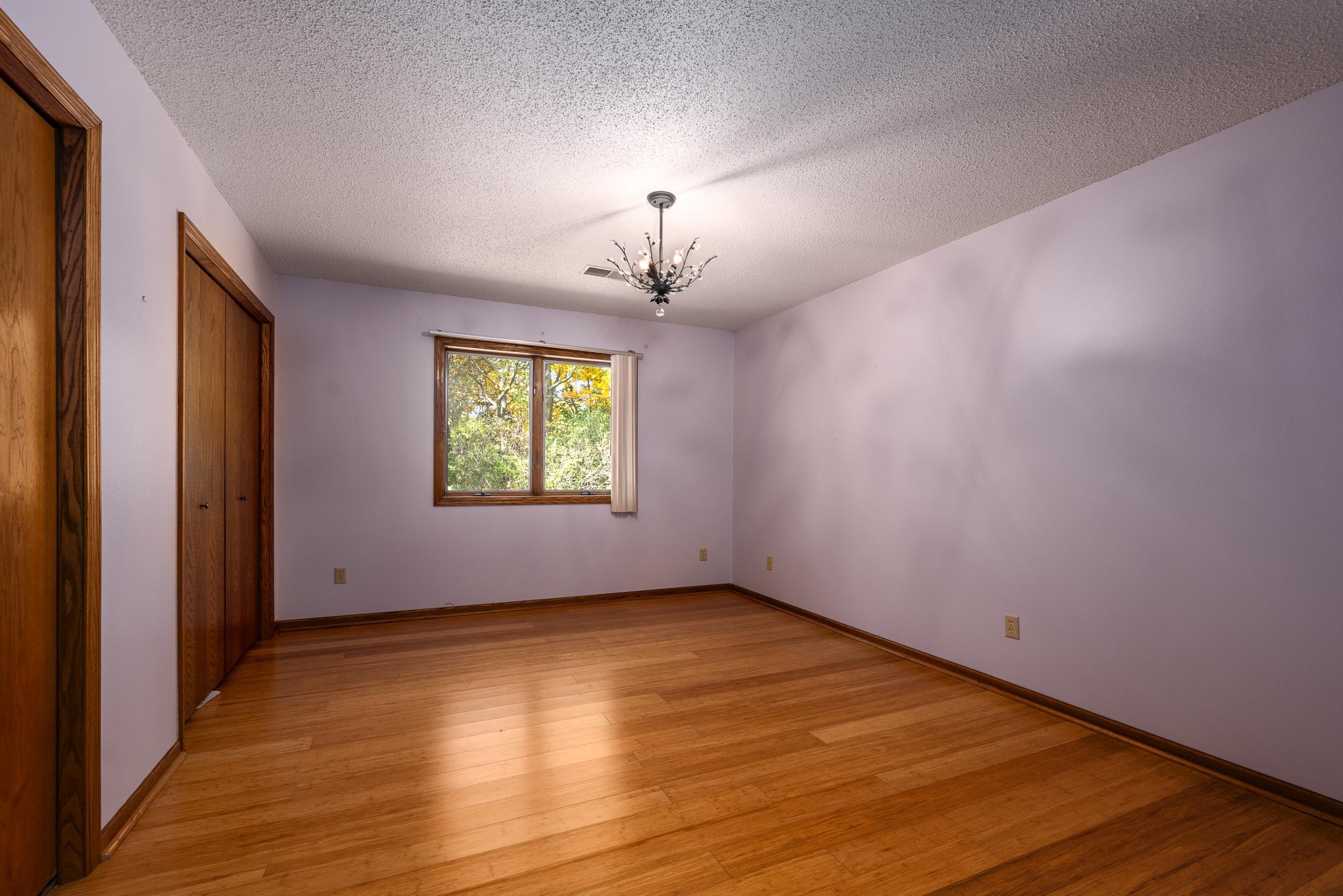 606 Pondhurst Drive Property Photo 14