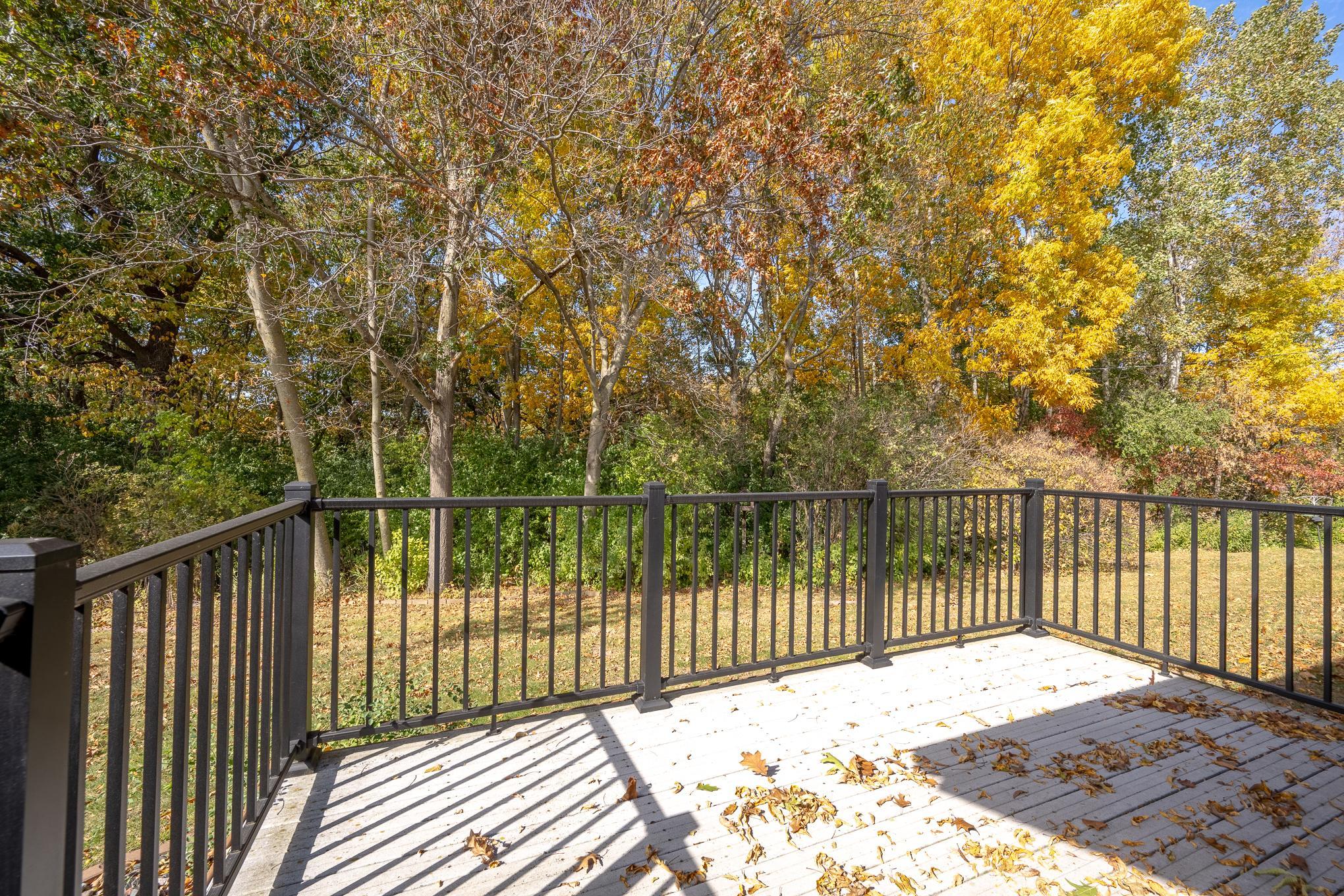 606 Pondhurst Drive Property Photo 20