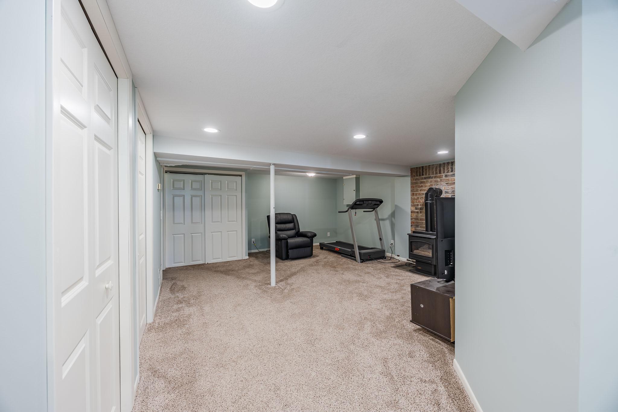 2237 Bronson Drive Property Photo 18