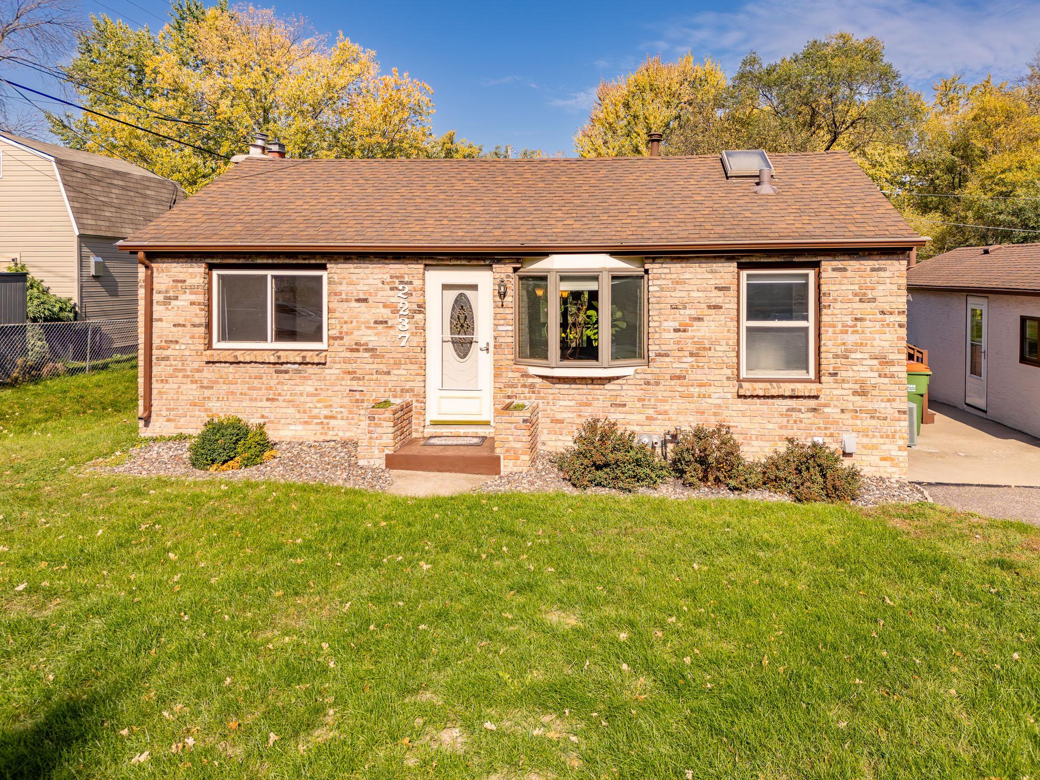 2237 Bronson Drive Property Photo 33