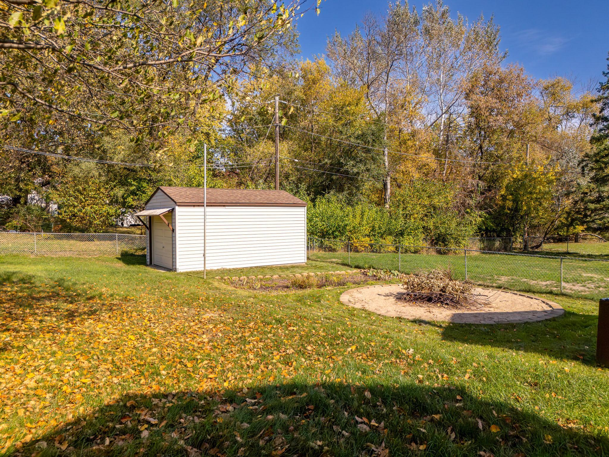 2237 Bronson Drive Property Photo 38