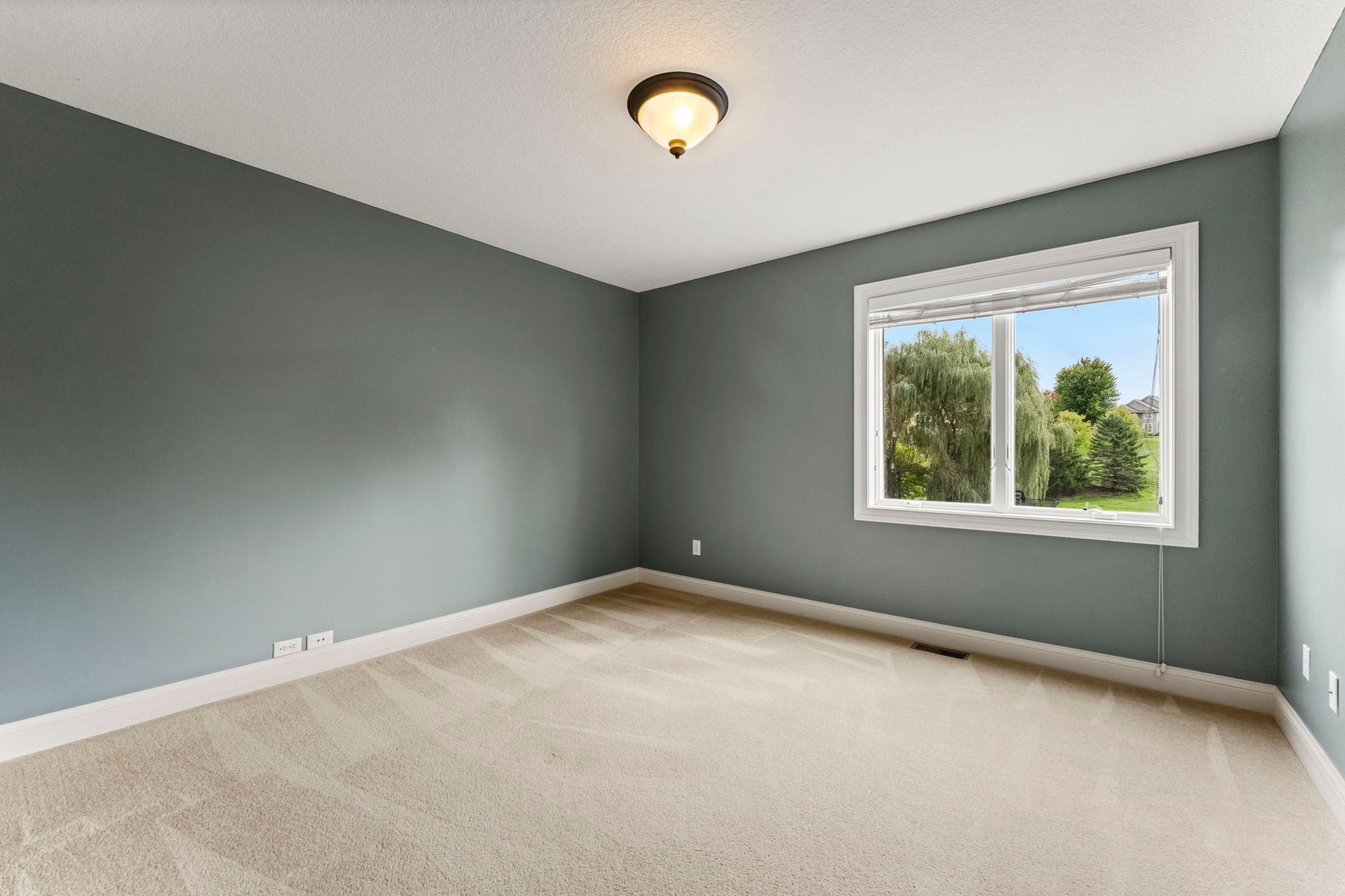 21761 Pine Tree Circle Property Photo 38