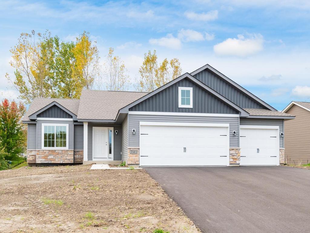 2083 River Bend Trail Property Photo 1