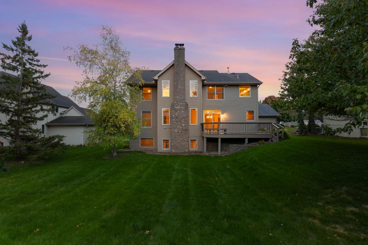 19054 Magenta Bay Property Photo 4