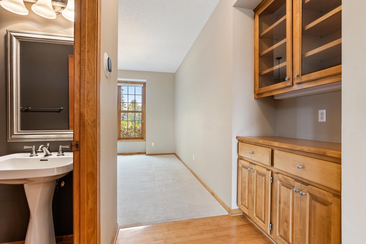19054 Magenta Bay Property Photo 24