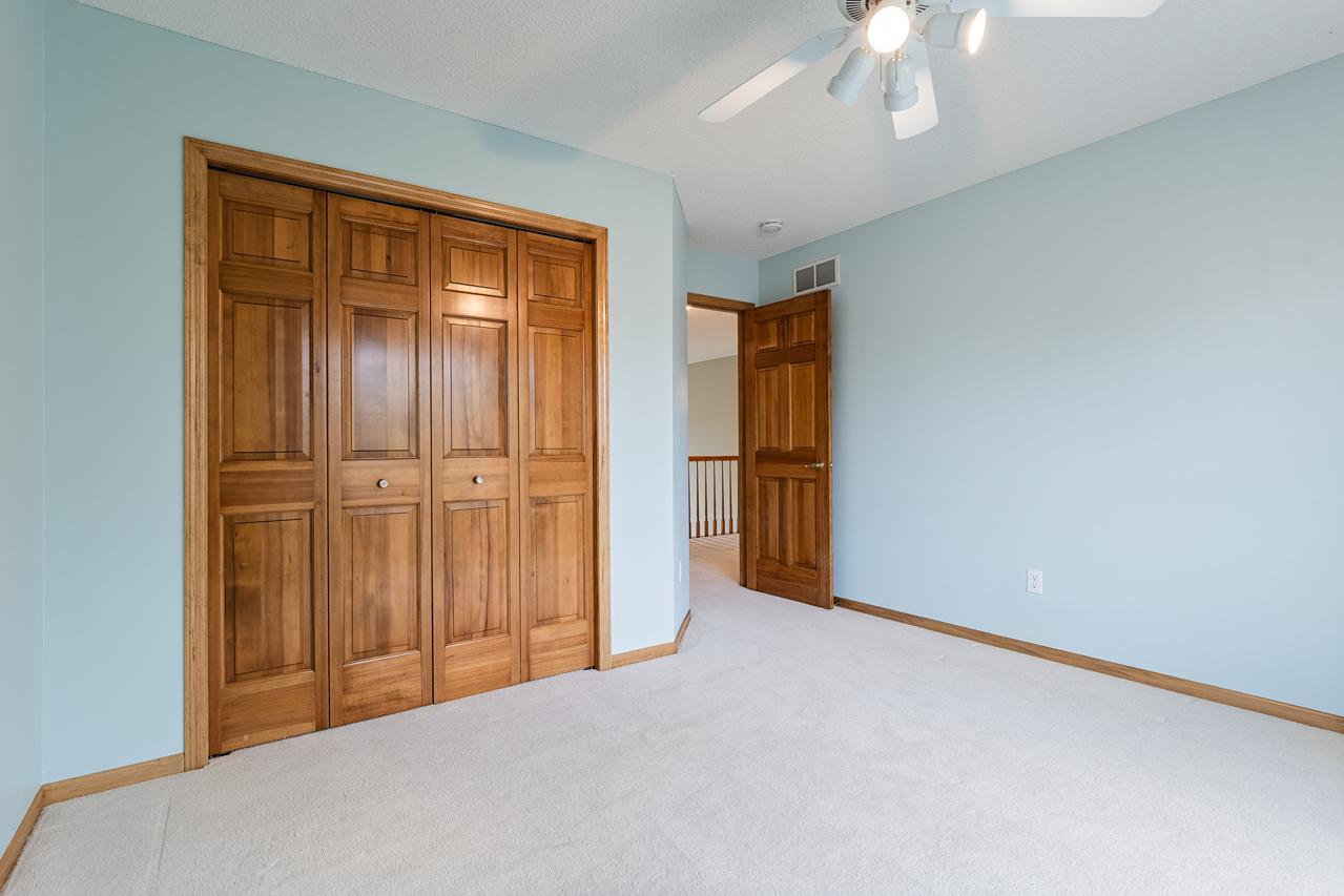 19054 Magenta Bay Property Photo 36