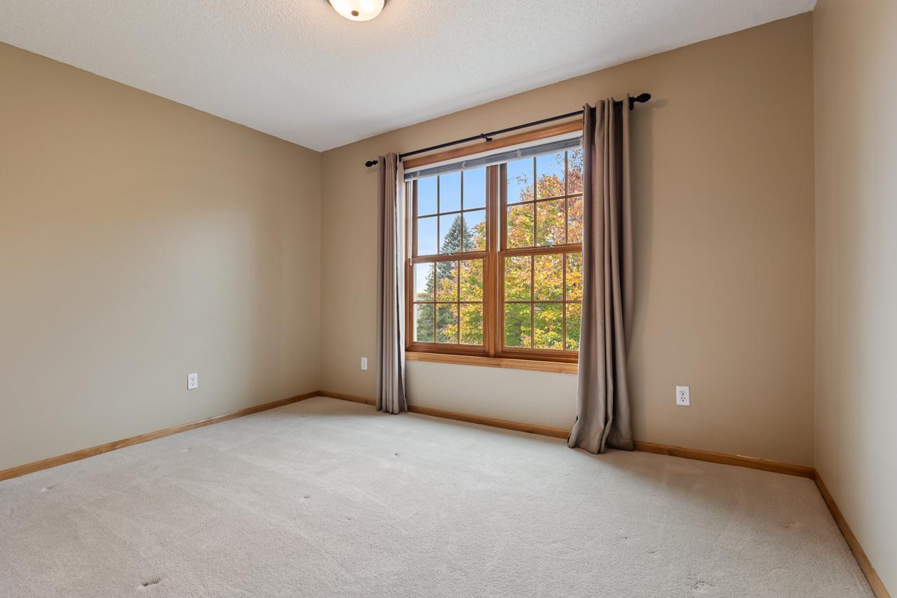 19054 Magenta Bay Property Photo 41