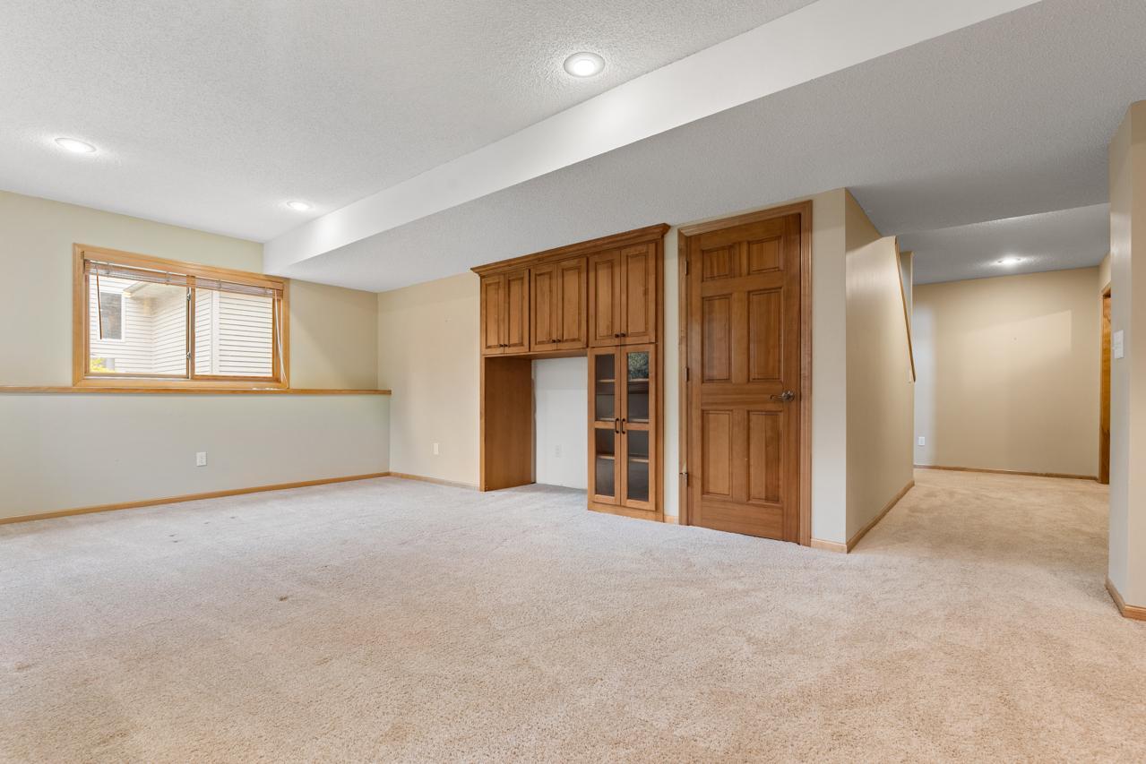 19054 Magenta Bay Property Photo 48