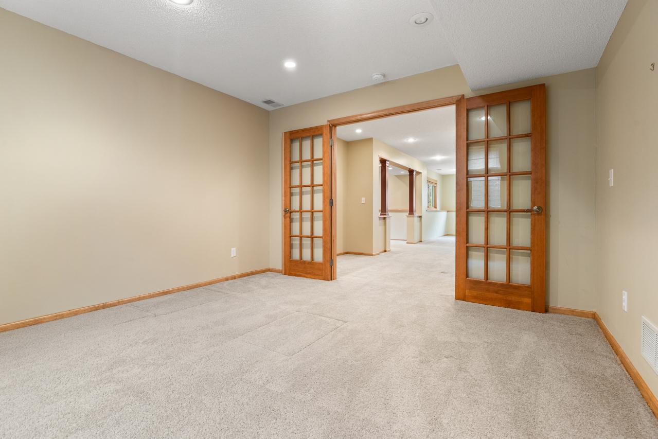 19054 Magenta Bay Property Photo 50