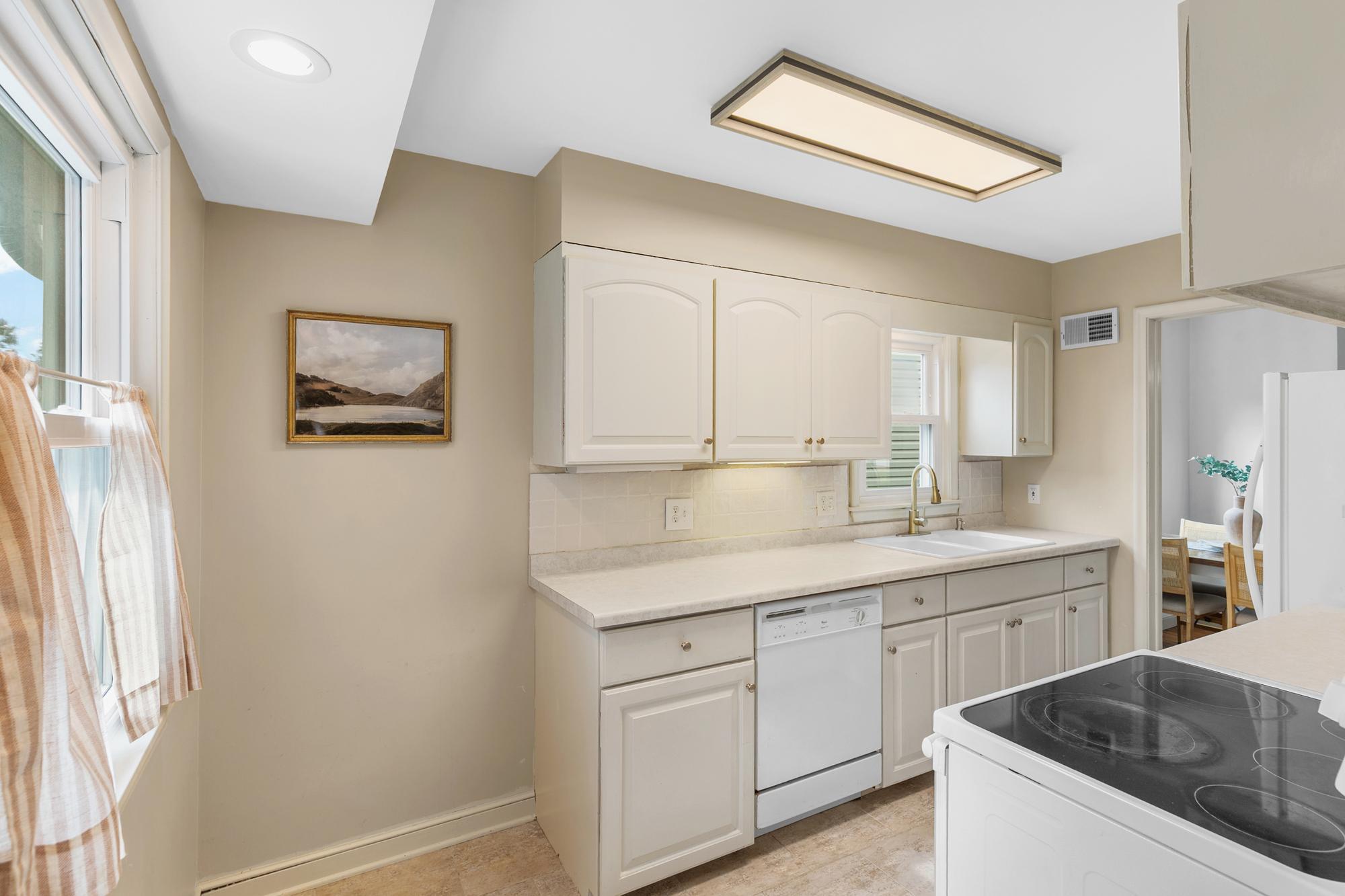 1668 Idaho Avenue E Property Photo 10