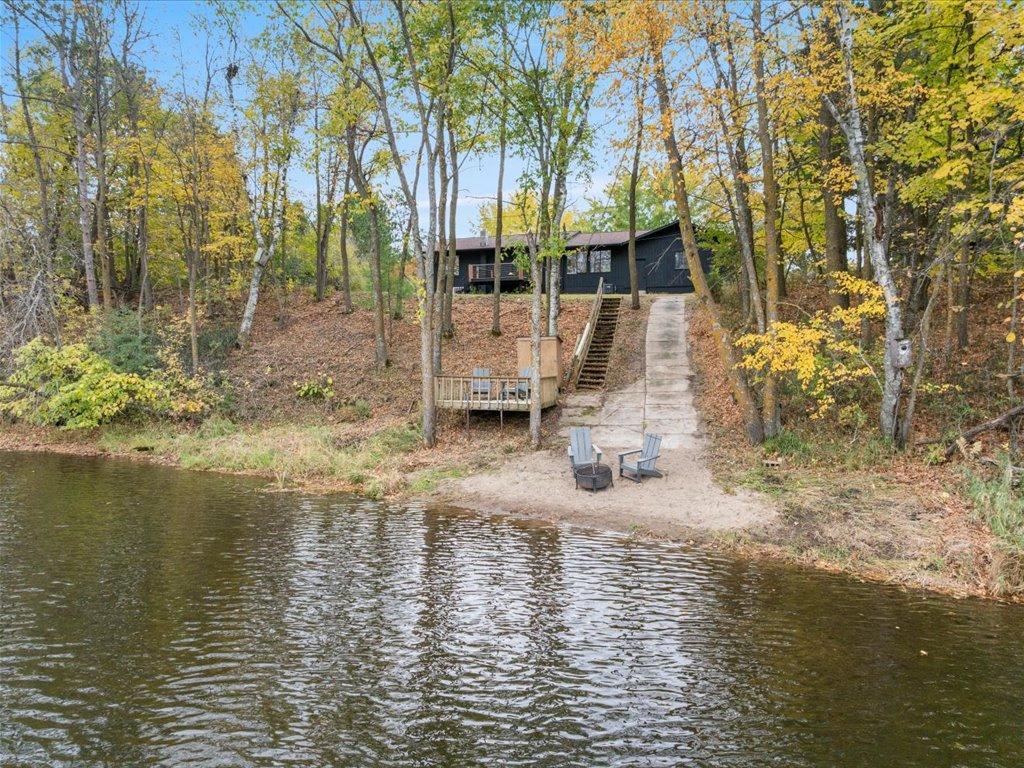 8896 Riverview Lane W Property Photo 2