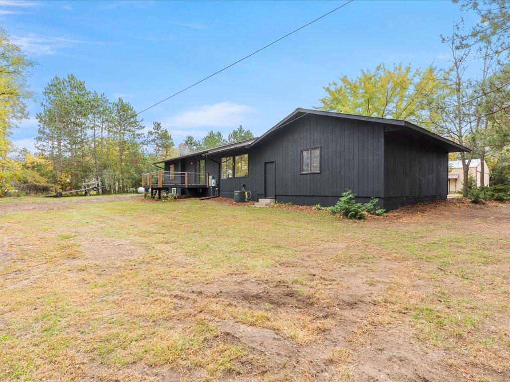 8896 Riverview Lane W Property Photo 6