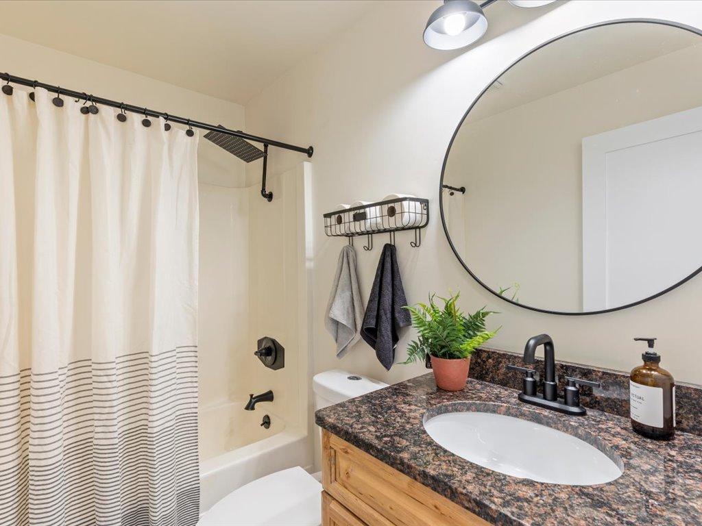 8896 Riverview Lane W Property Photo 16